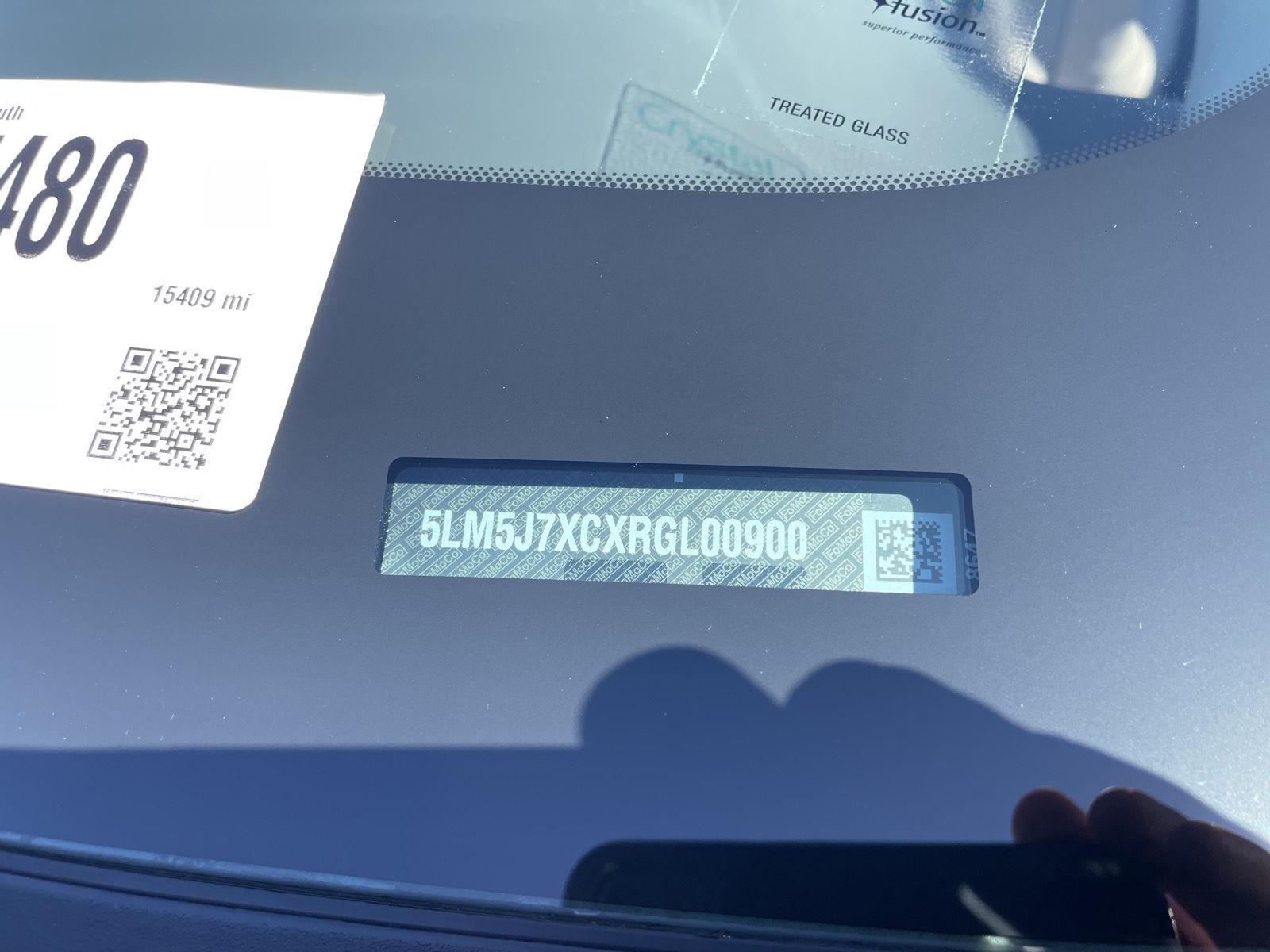 Vehicle photo 38