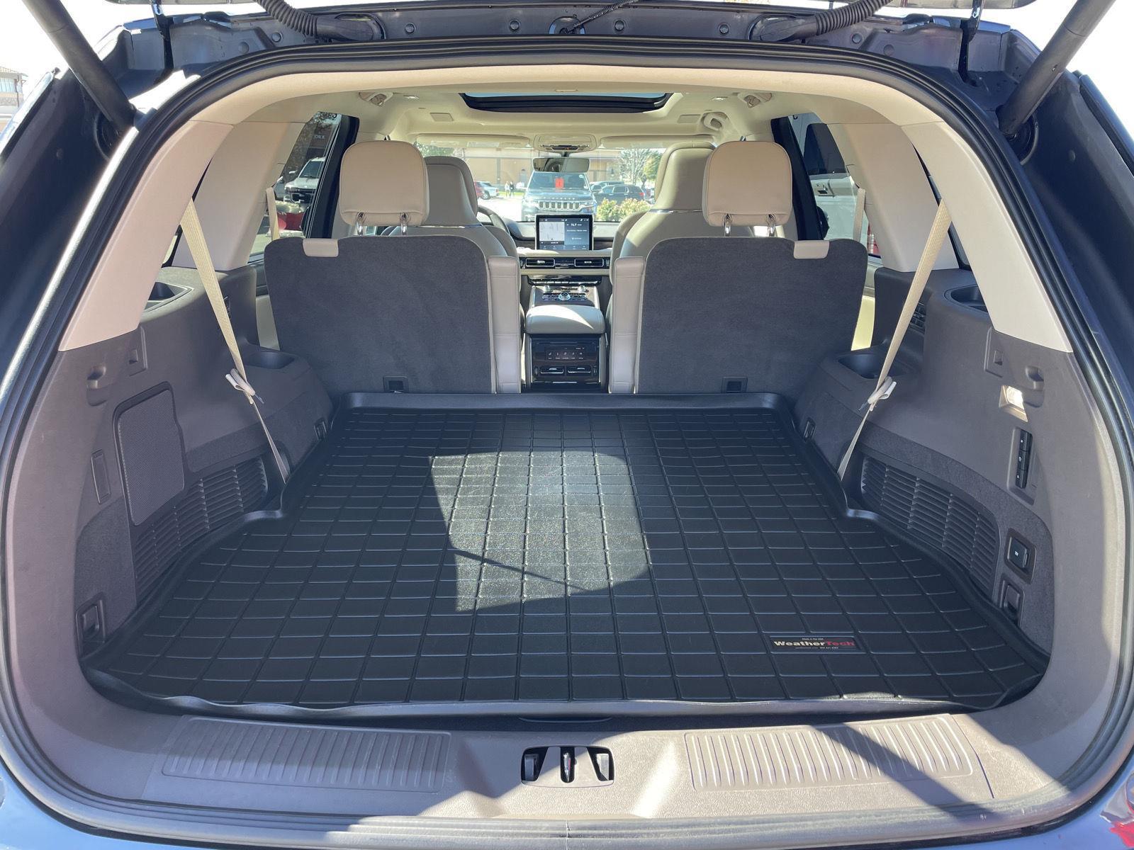 Vehicle photo 42