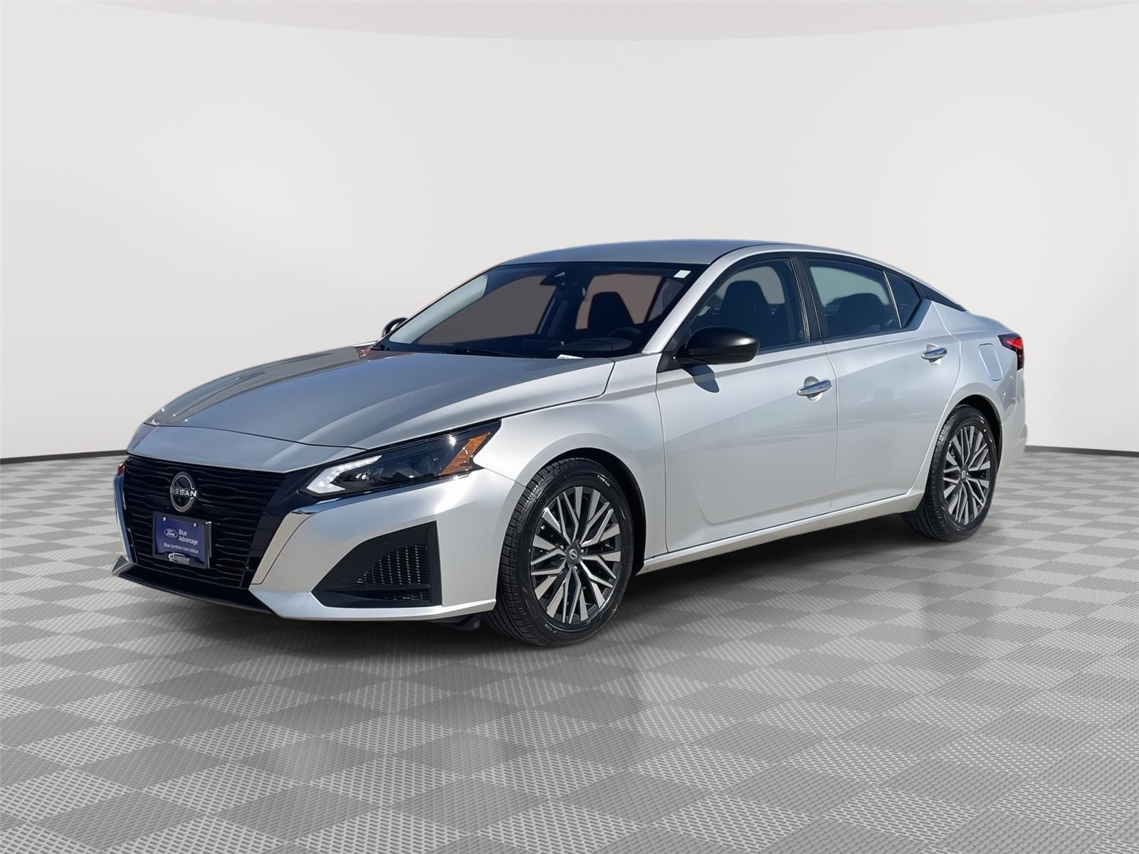 2024 Nissan Altima 2.5 SV FWD