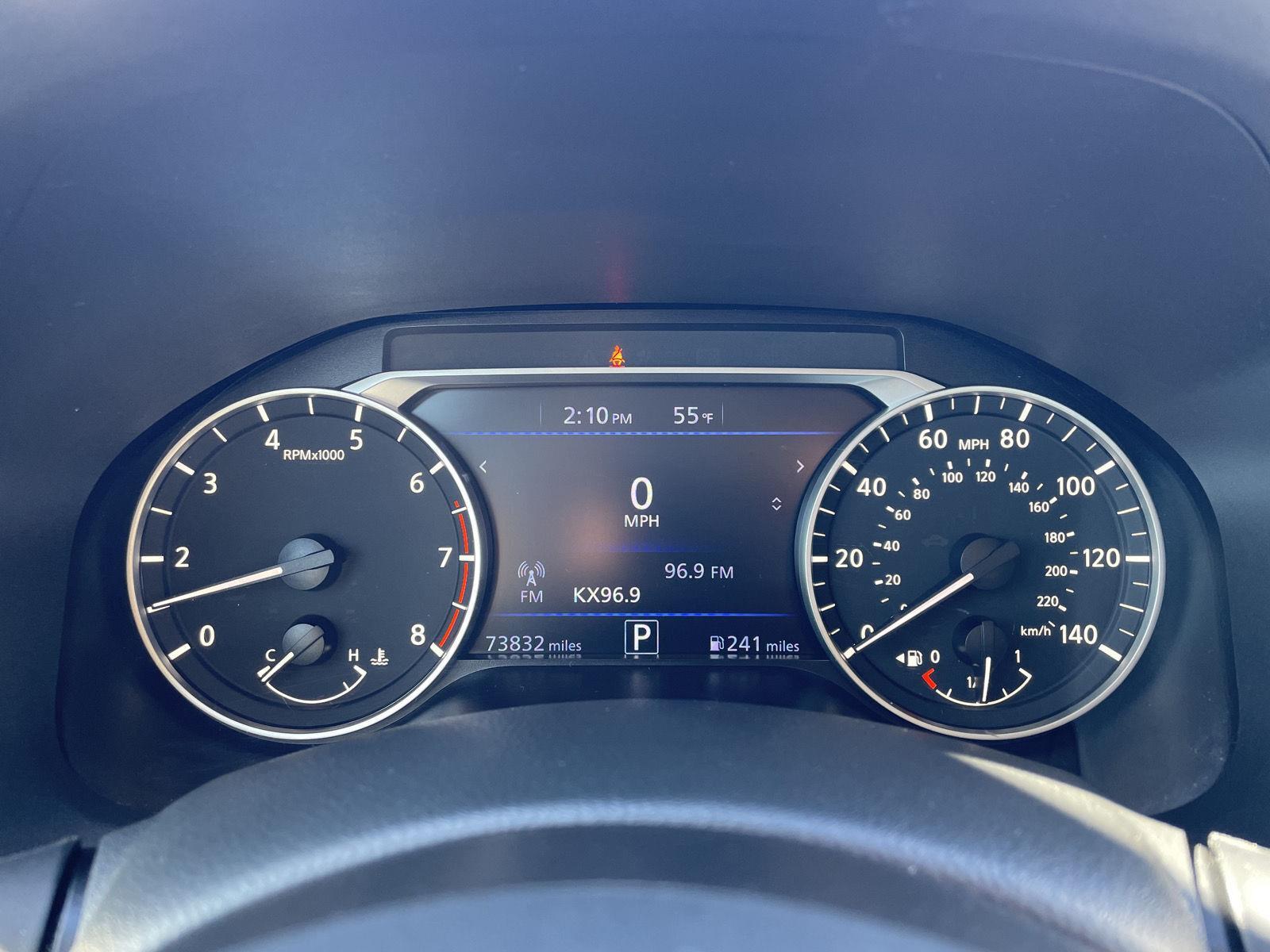 Vehicle photo 15