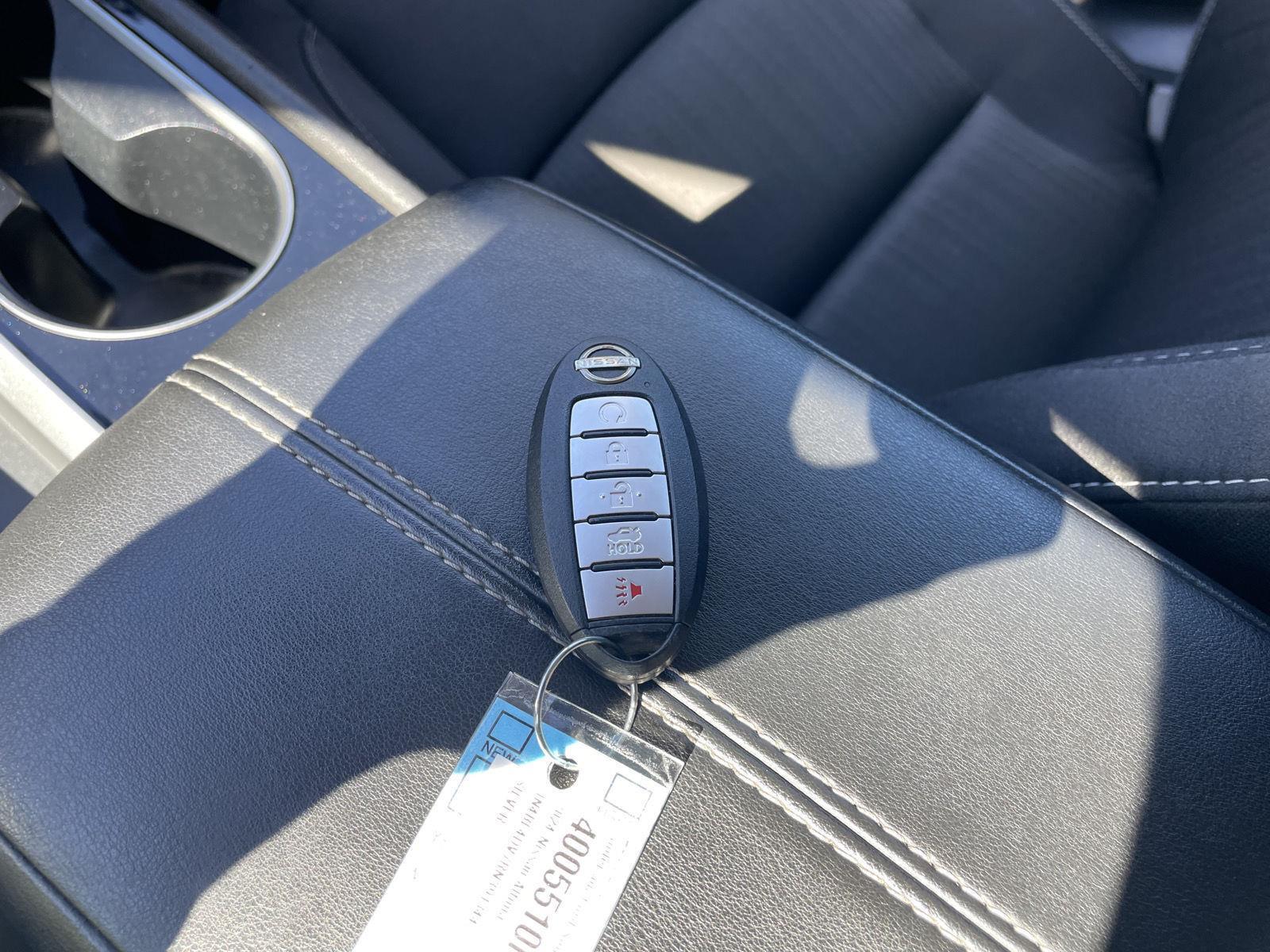 Vehicle photo 37