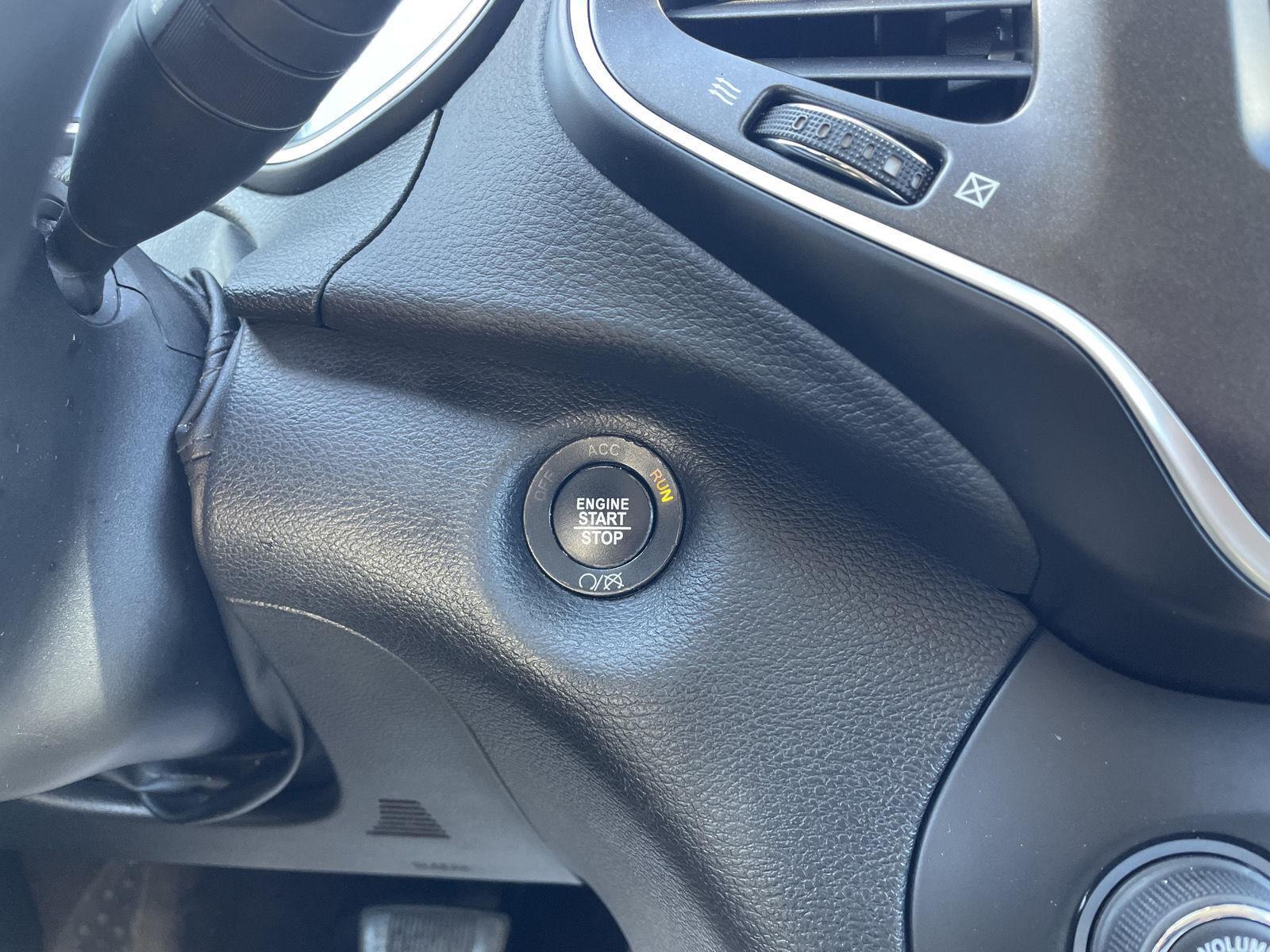 Vehicle photo 26