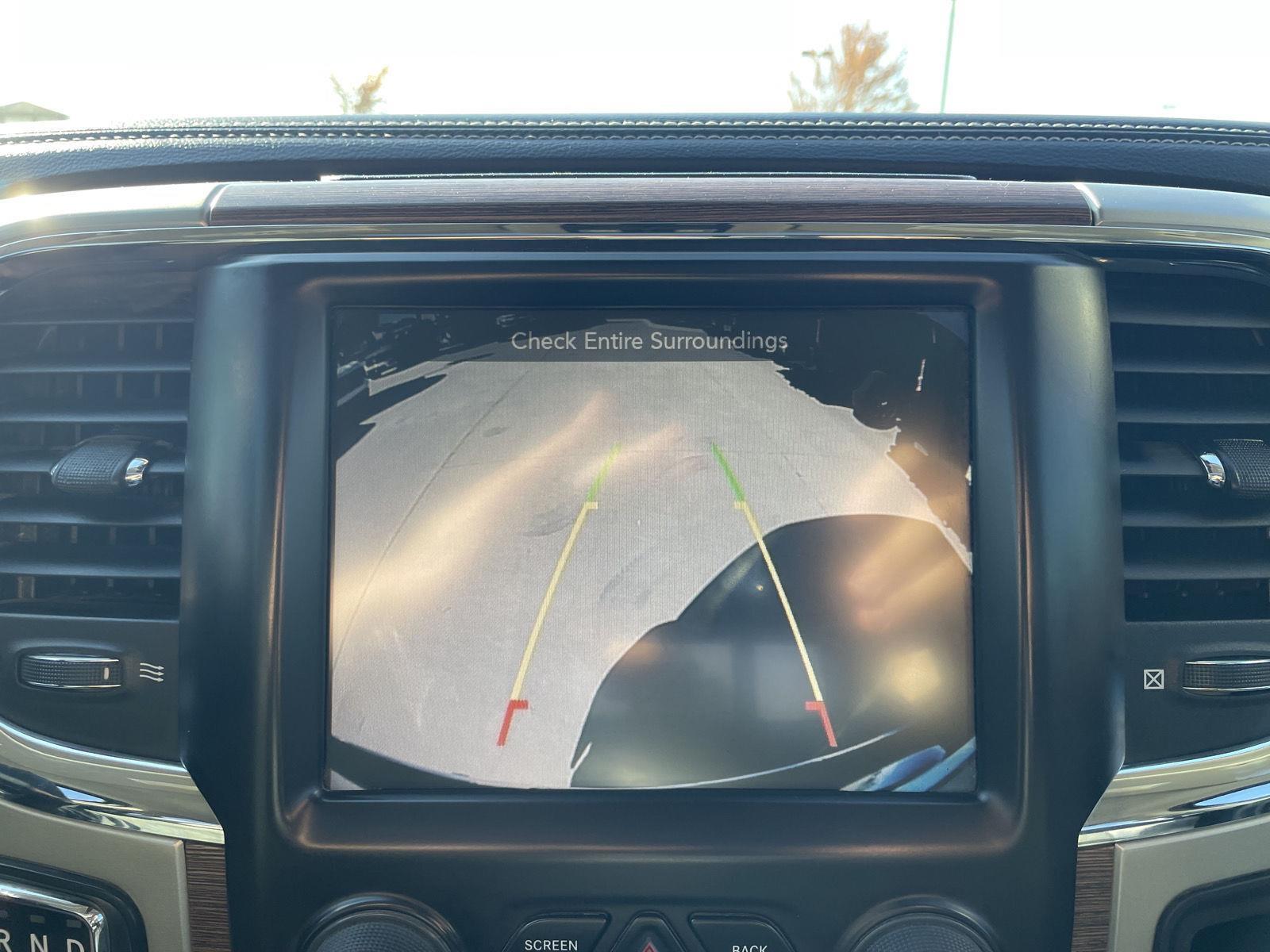 Vehicle photo 22