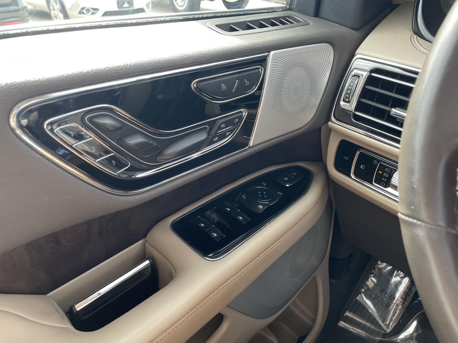 Vehicle photo 37