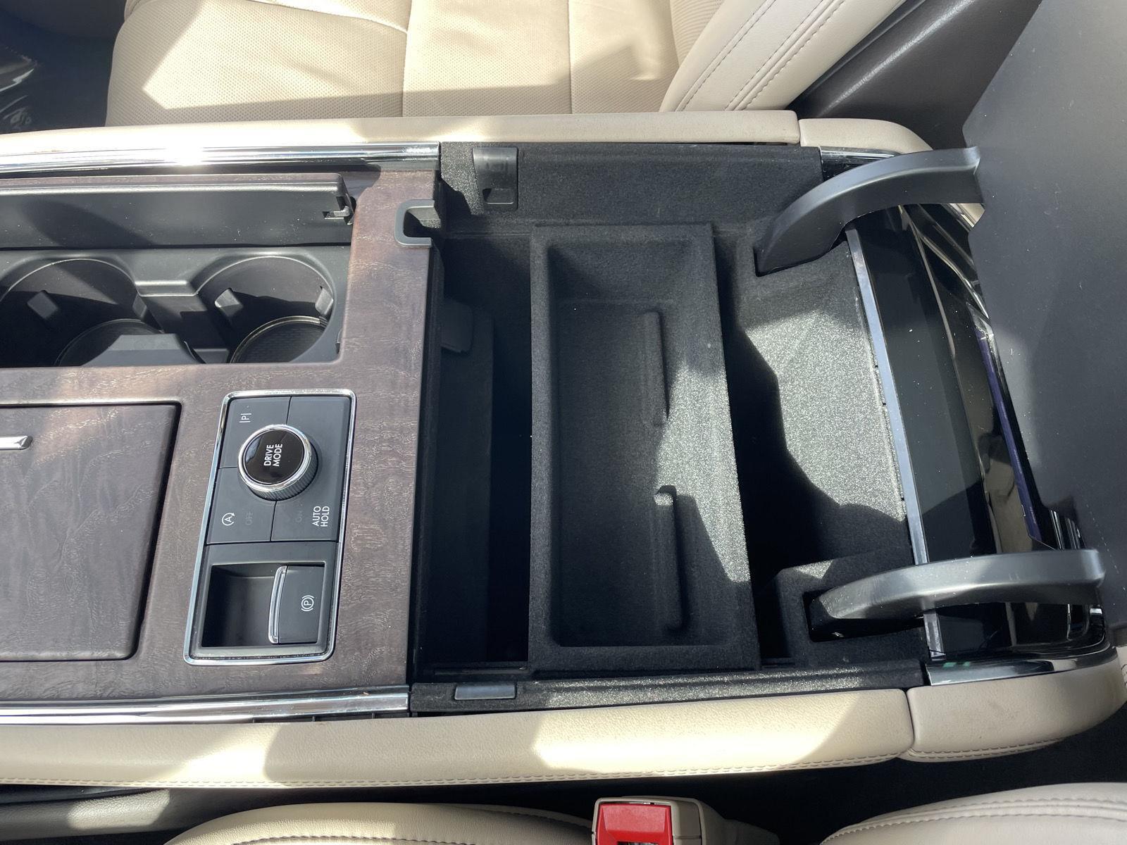 Vehicle photo 38