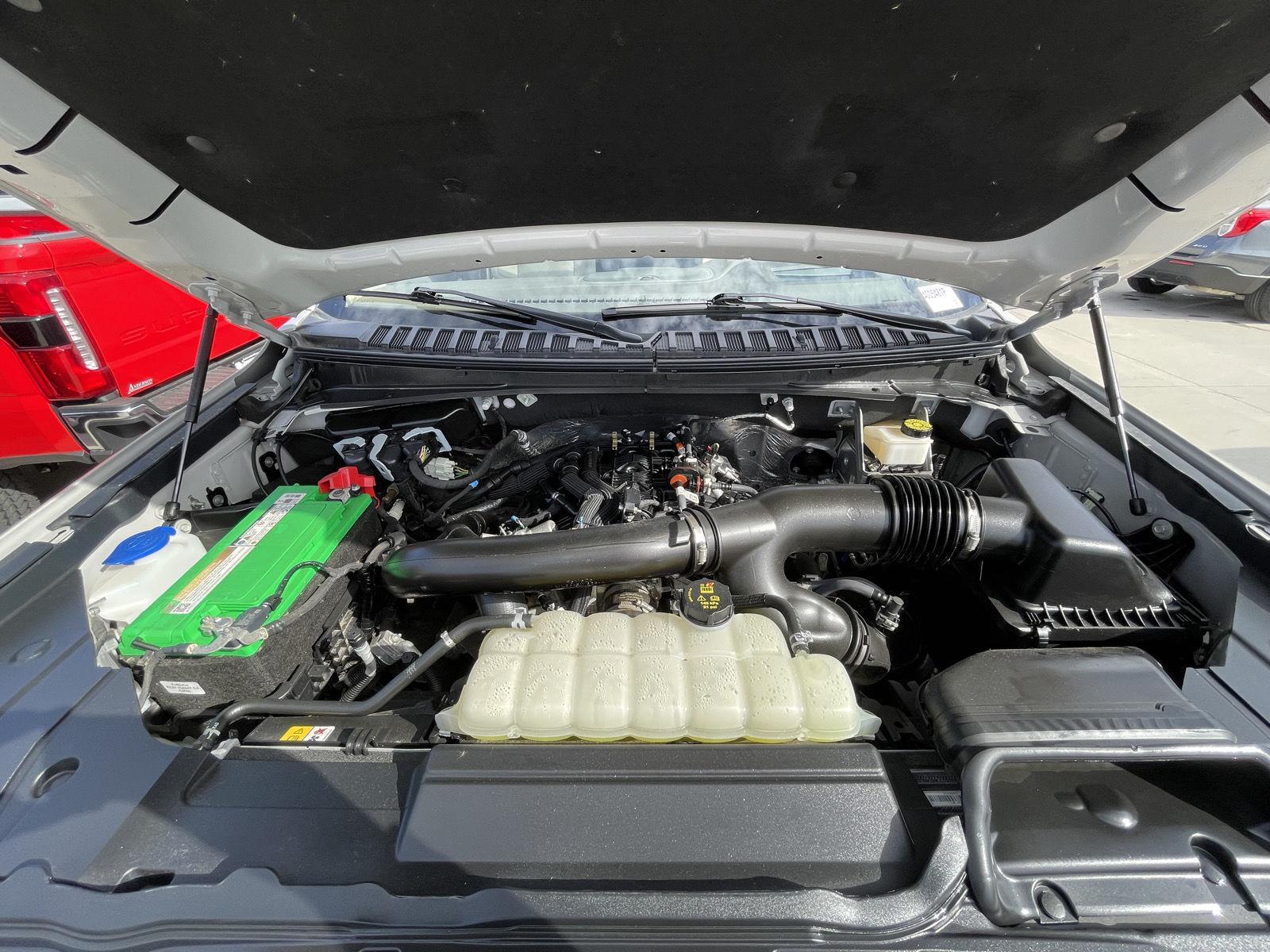 Vehicle photo 41