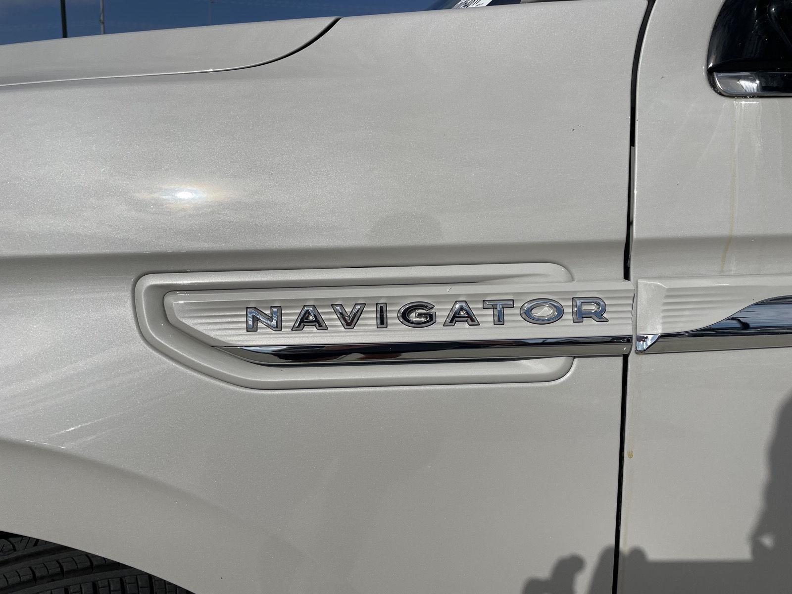 Vehicle photo 46