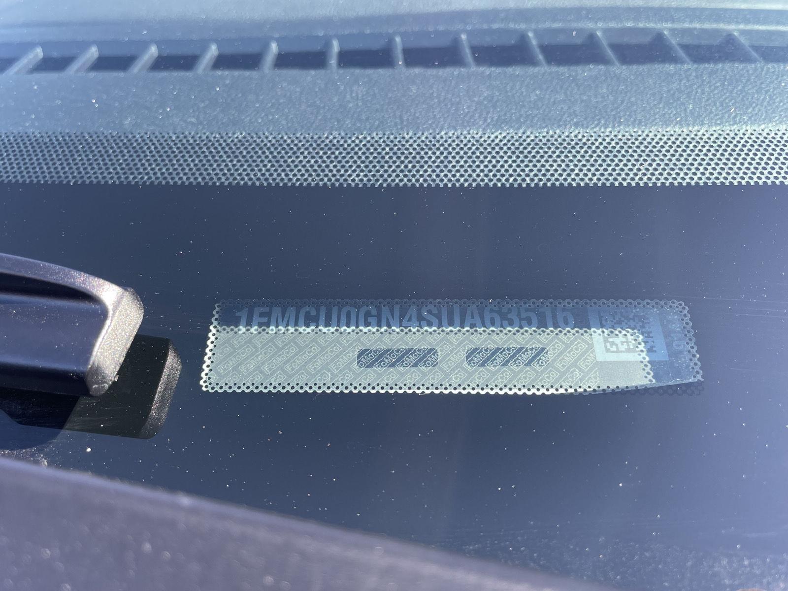Vehicle photo 32