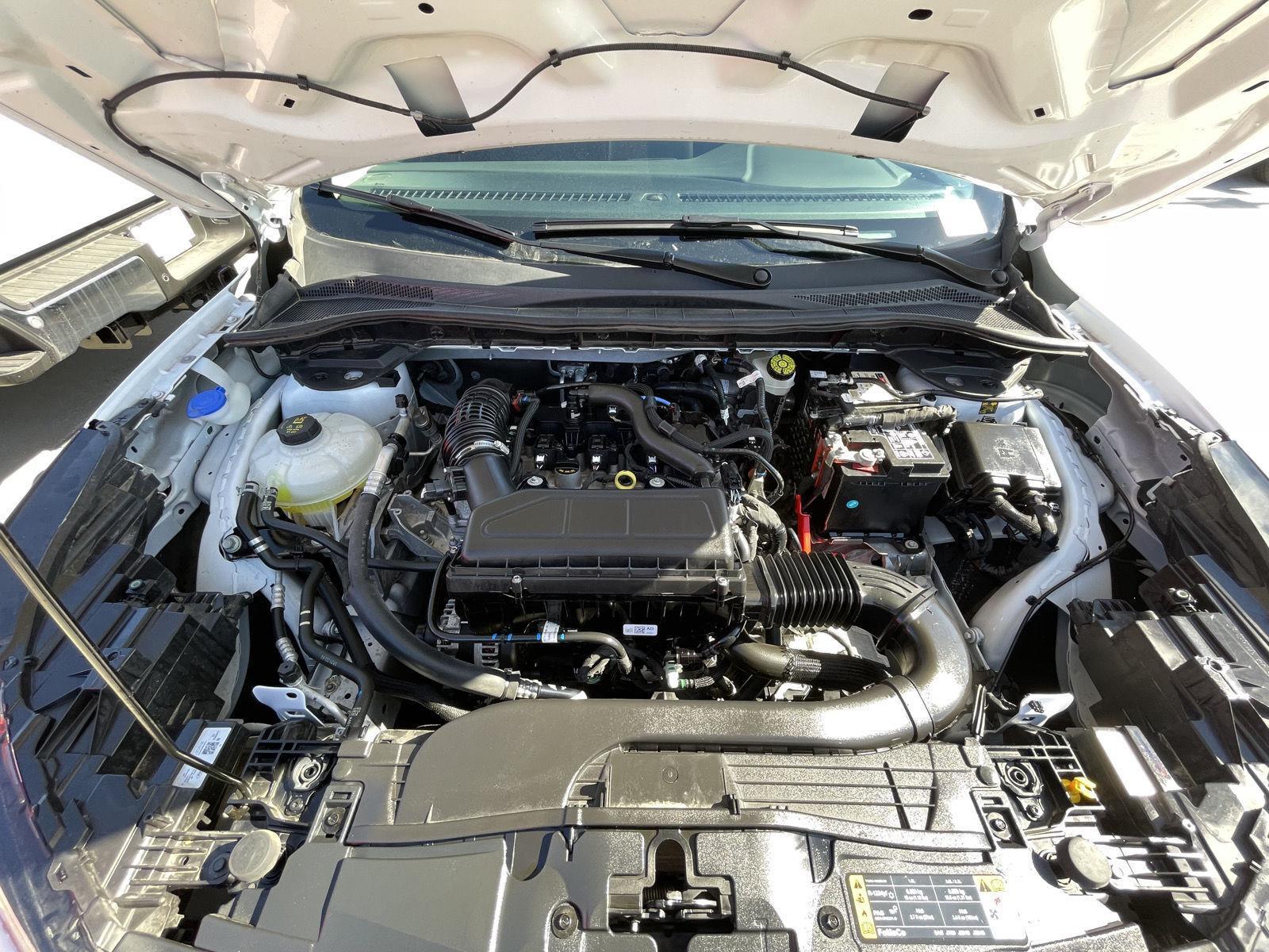 Vehicle photo 33
