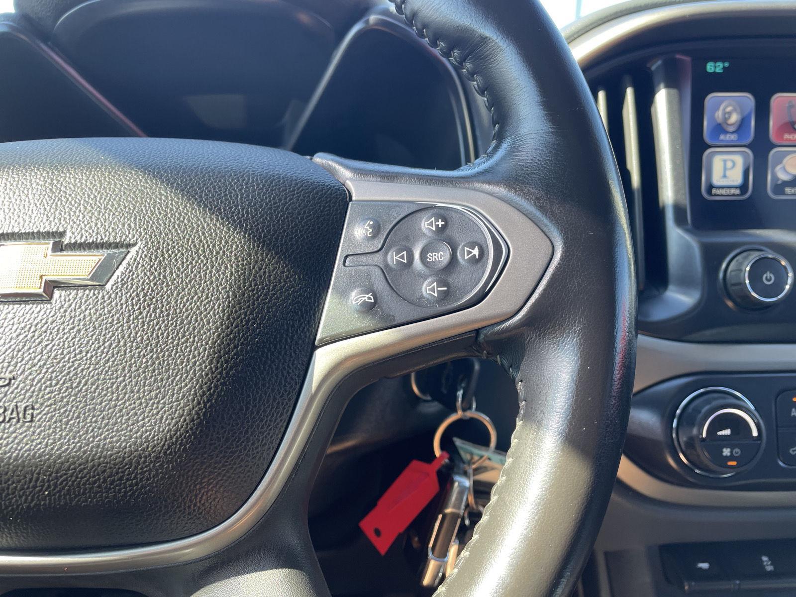 Vehicle photo 14