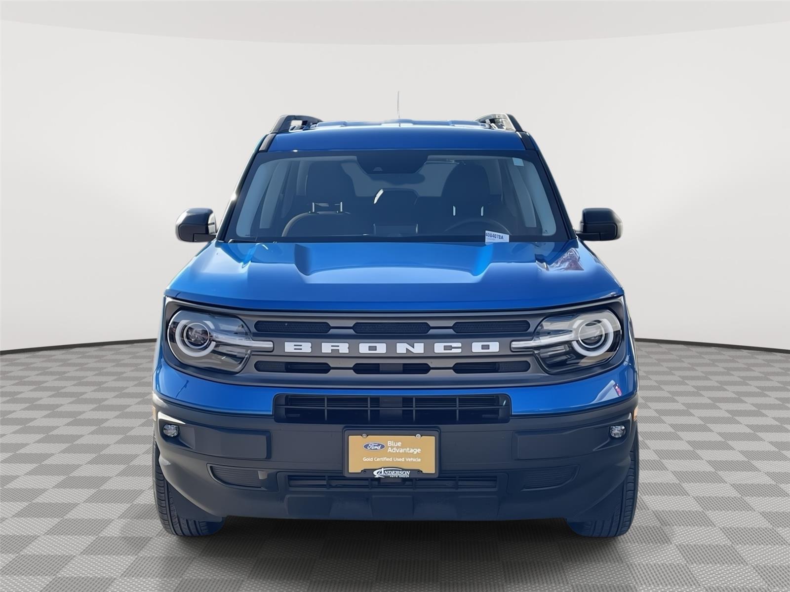 Vehicle photo 4
