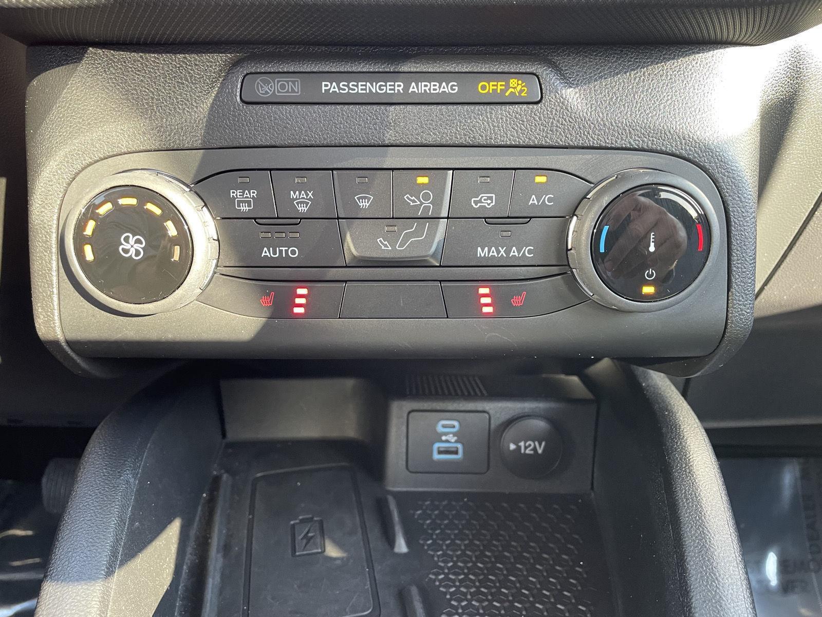 Vehicle photo 27
