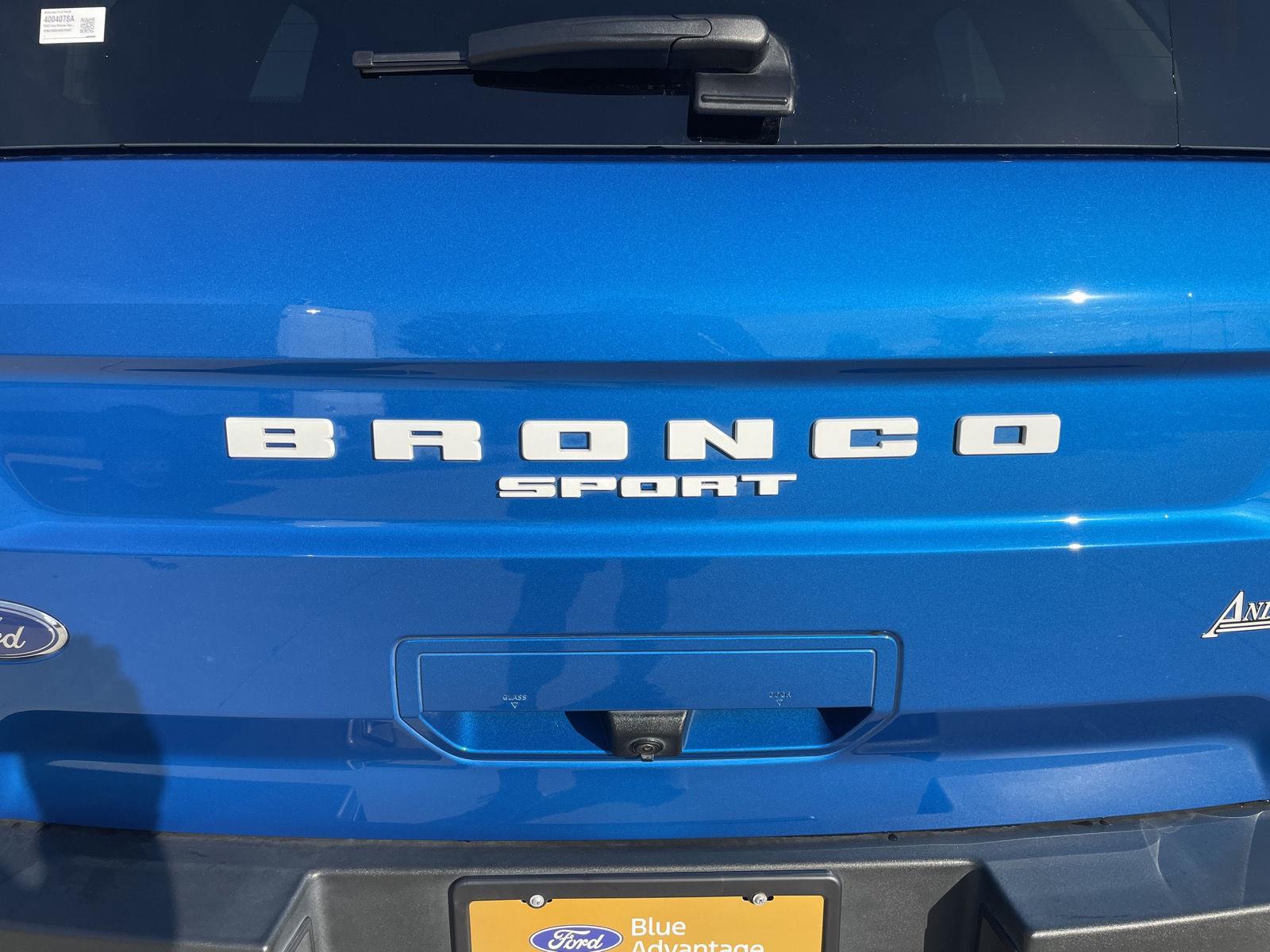 Vehicle photo 36