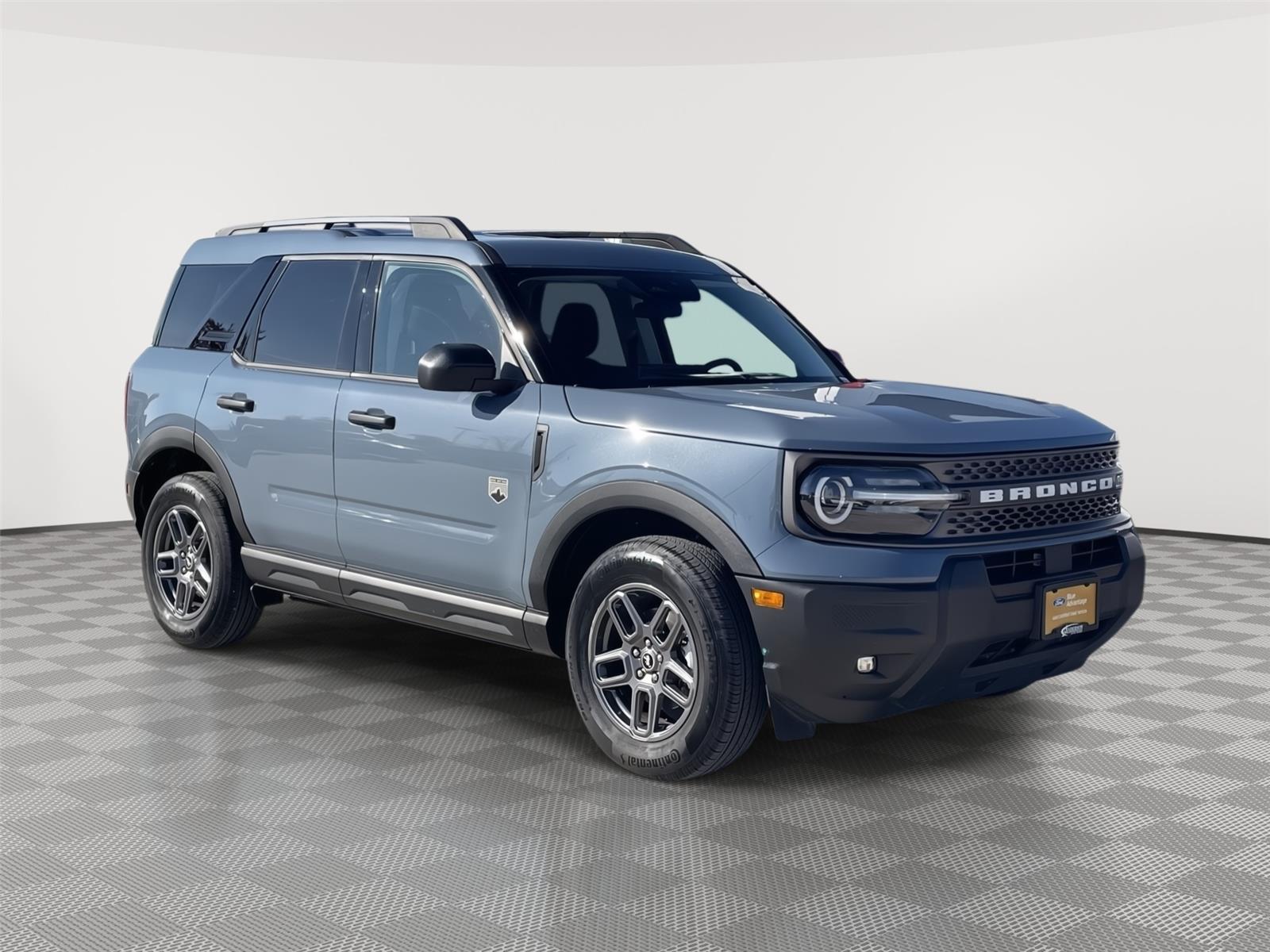 Vehicle photo 5
