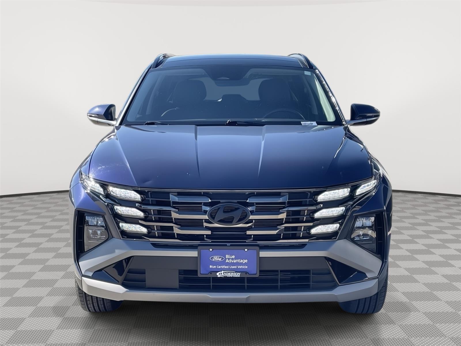 Vehicle photo 4