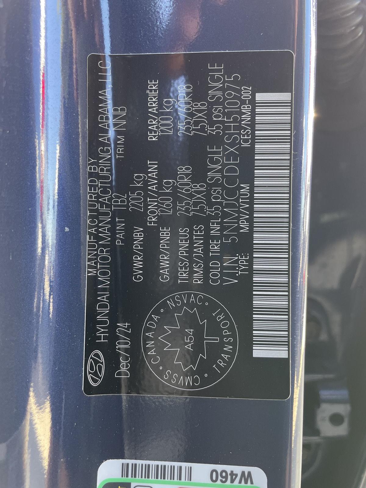 Vehicle photo 33