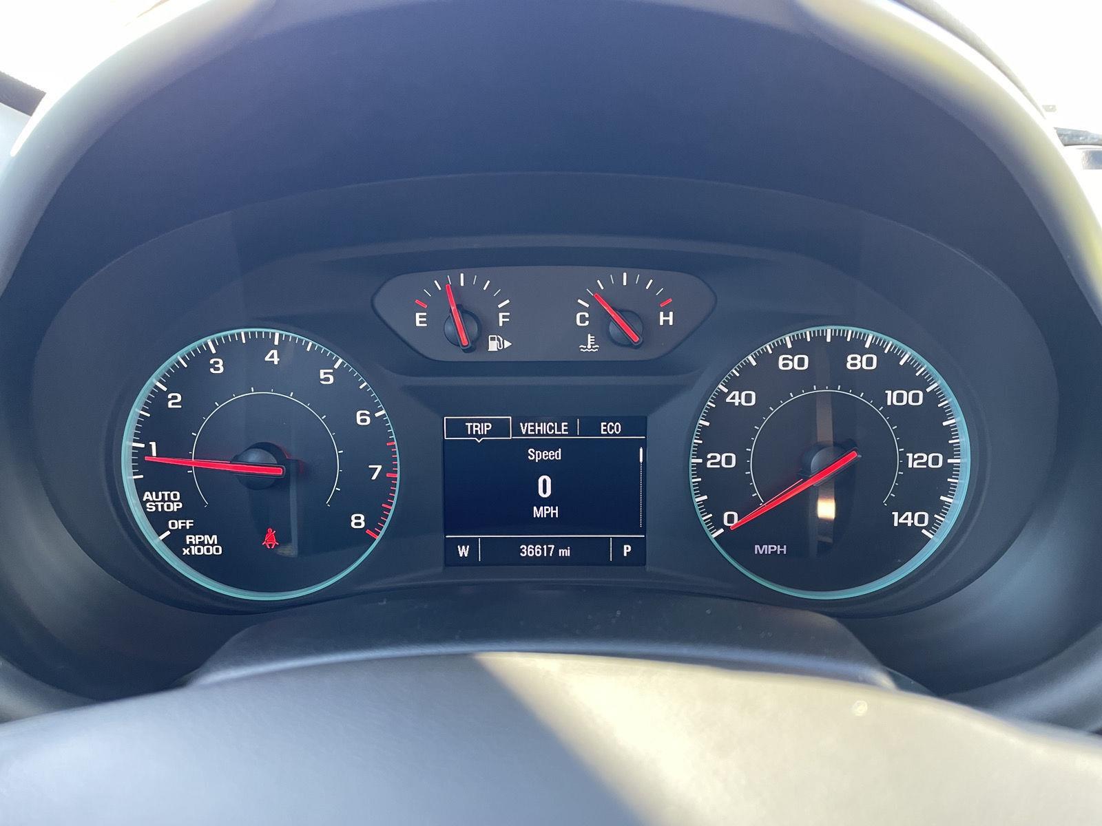 Vehicle photo 15