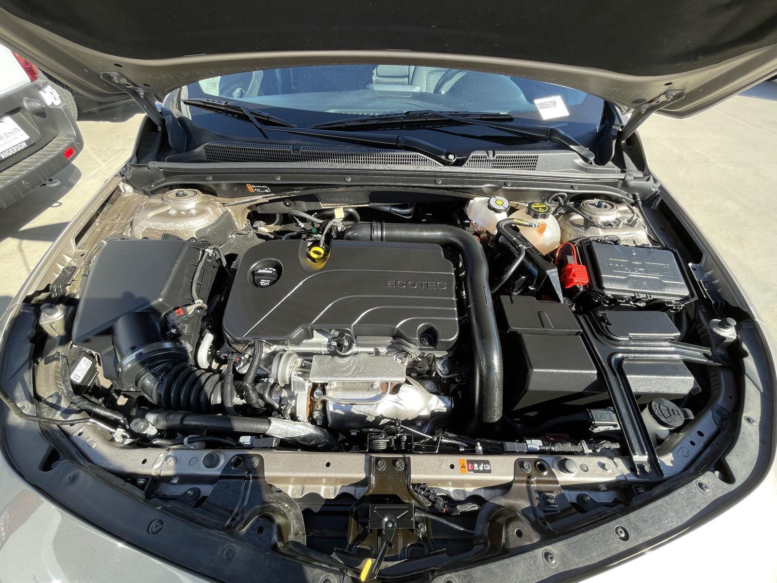 Vehicle photo 34