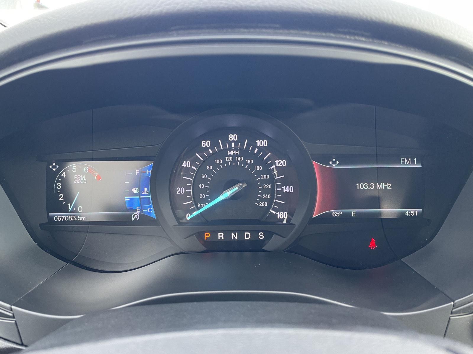 Vehicle photo 15
