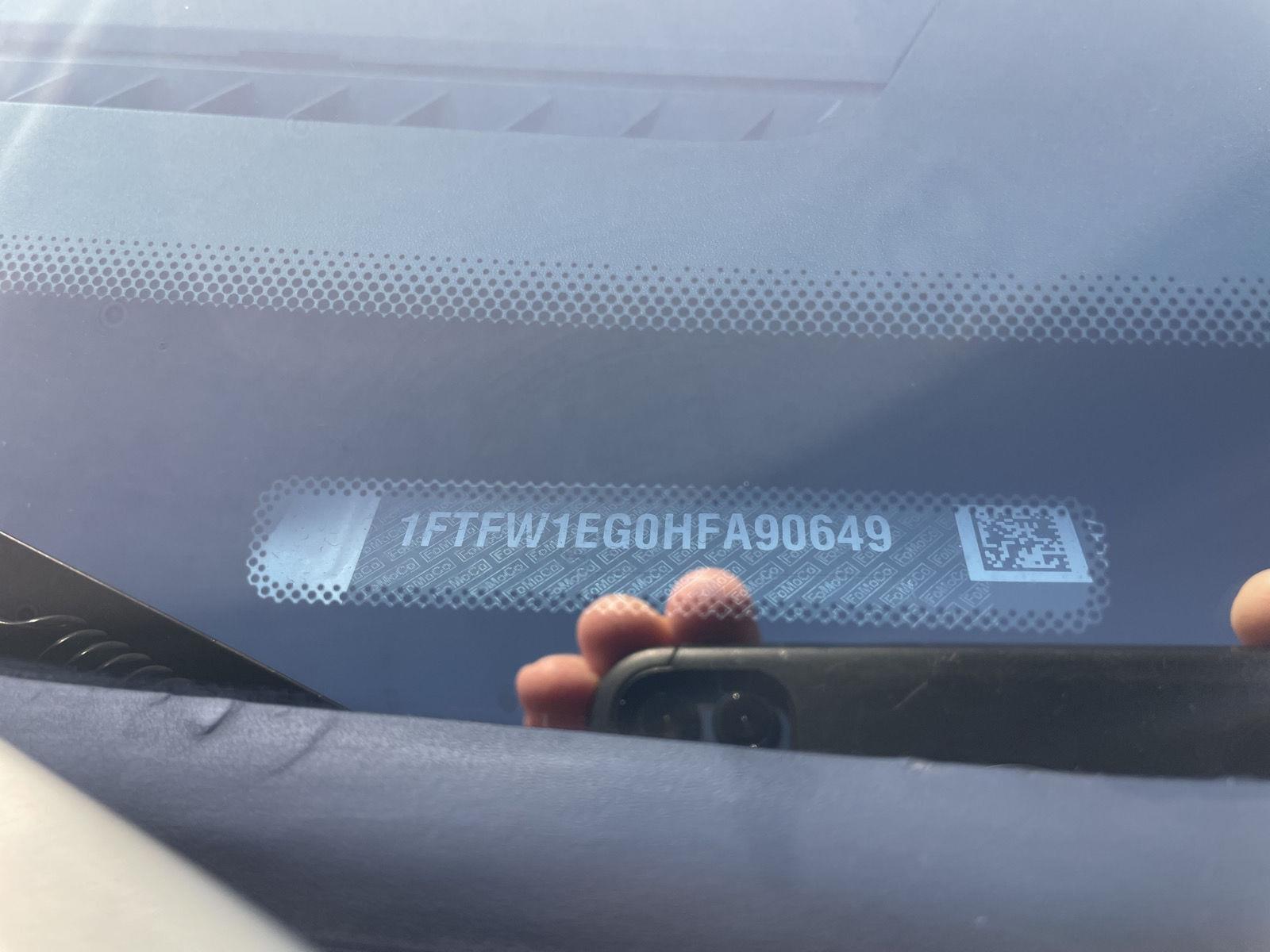 Vehicle photo 42