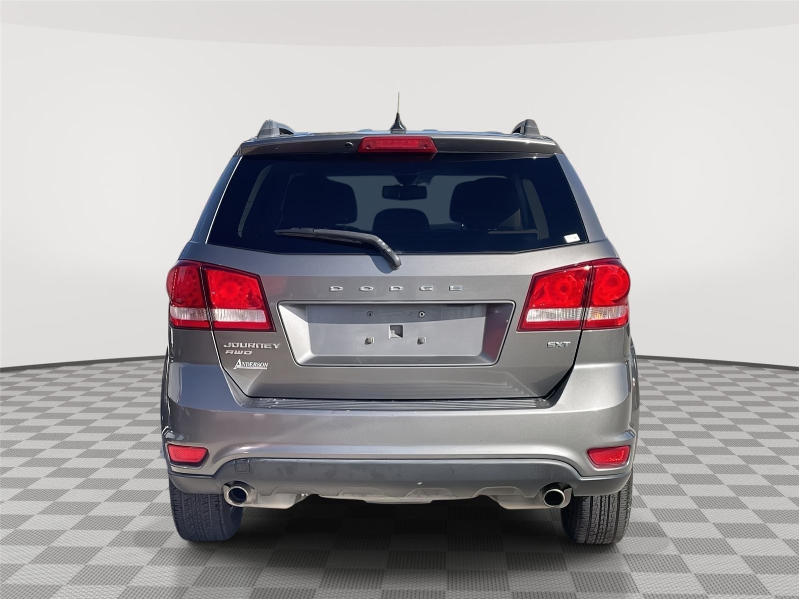 Vehicle photo 8