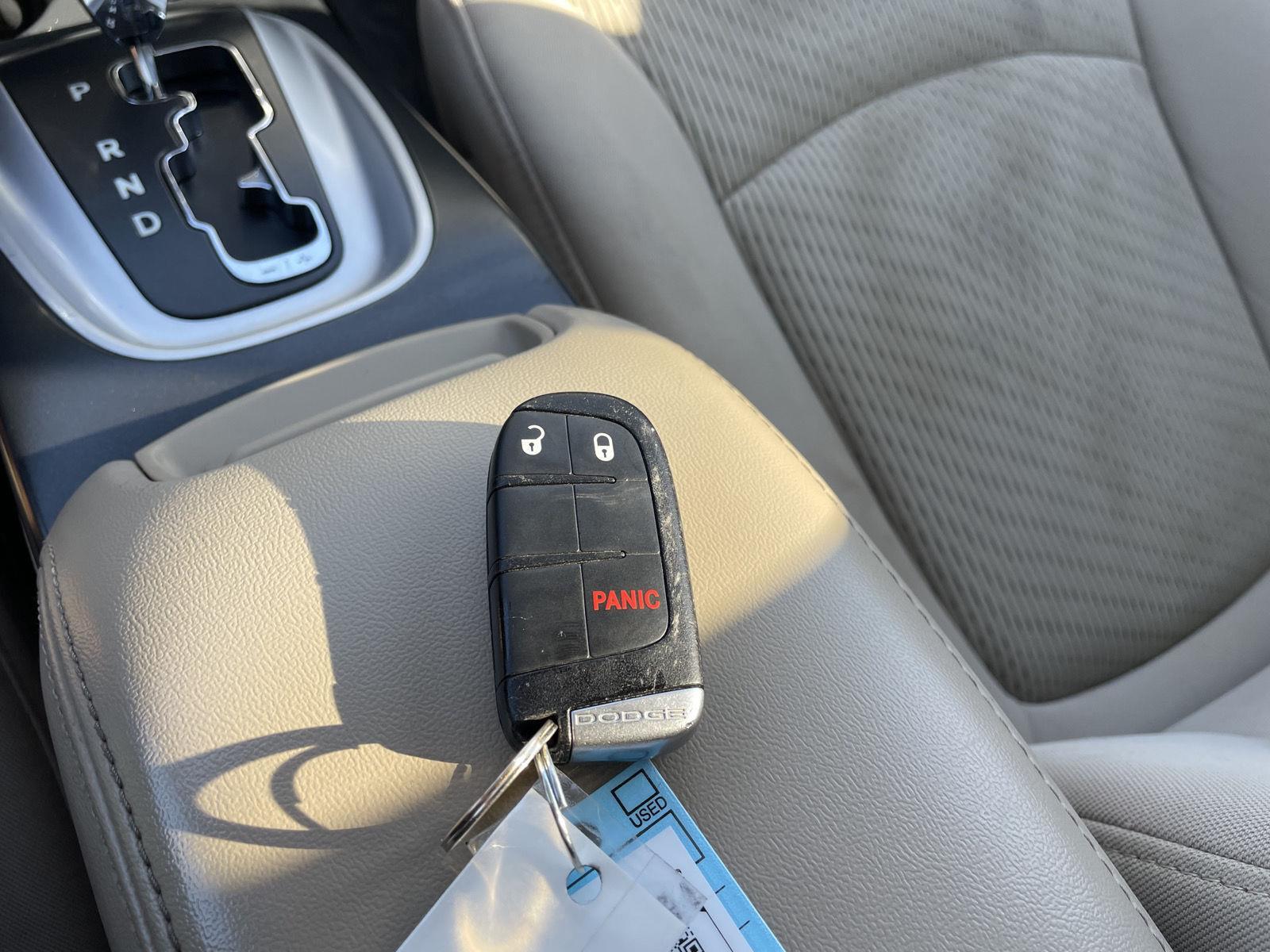 Vehicle photo 34