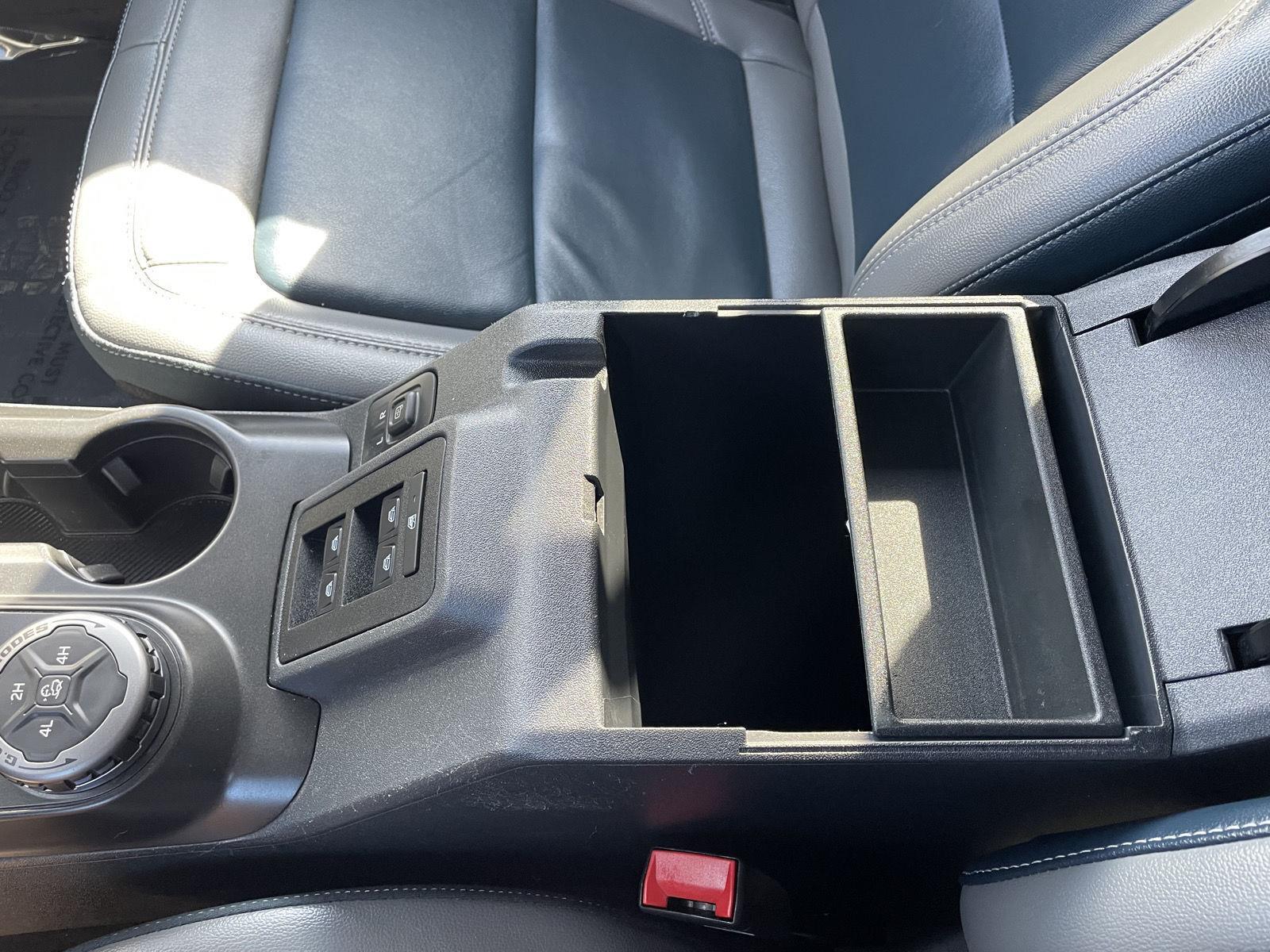 Vehicle photo 31