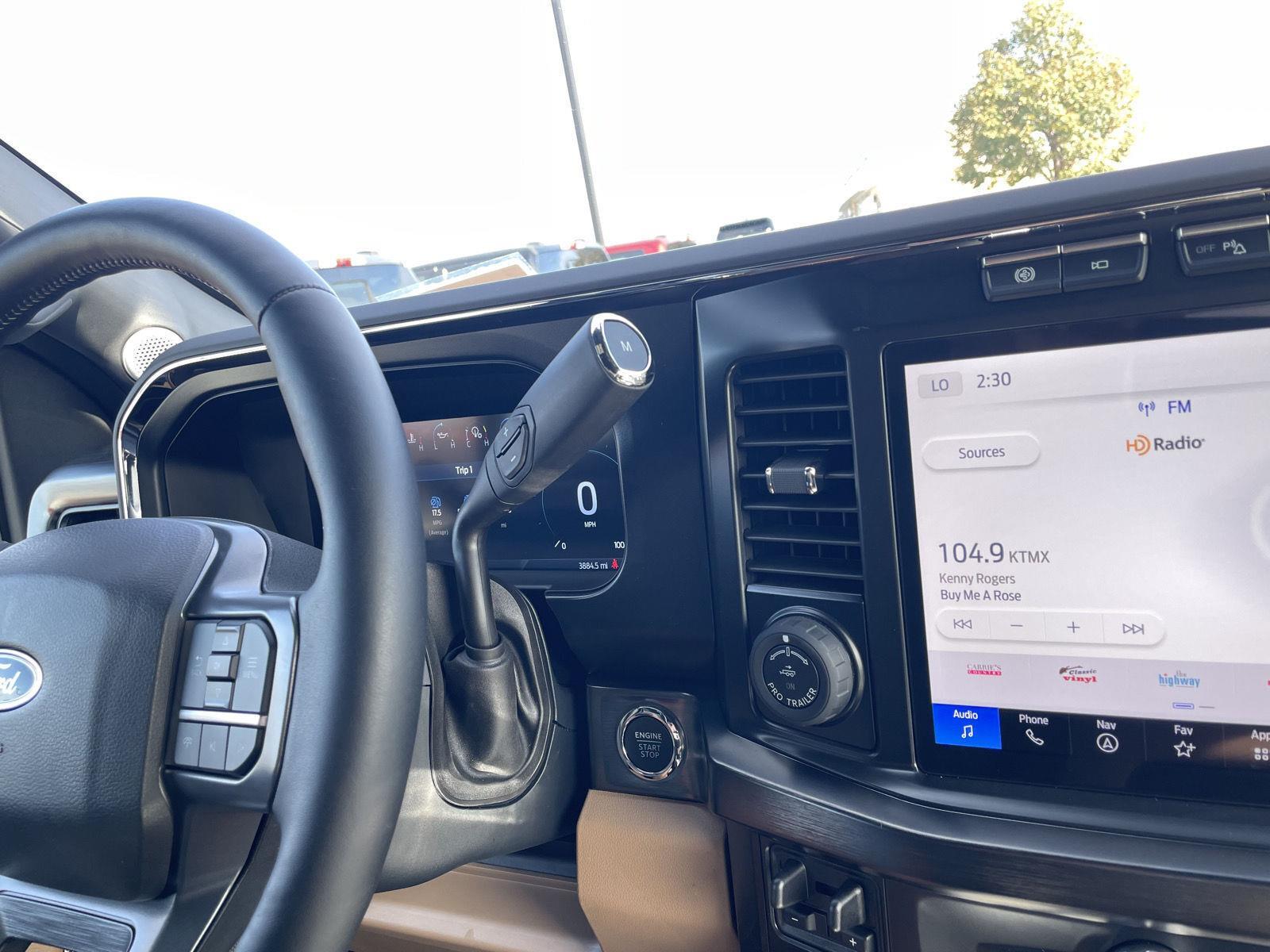 Vehicle photo 36