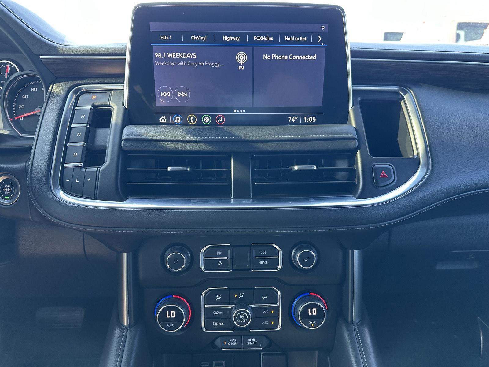 Vehicle photo 23