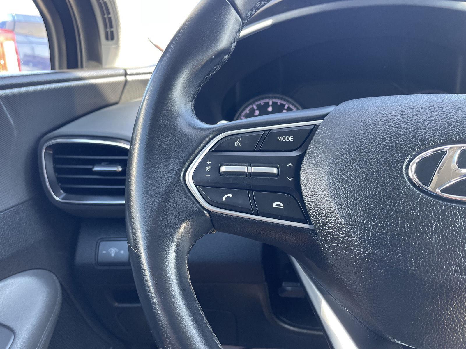 Vehicle photo 13