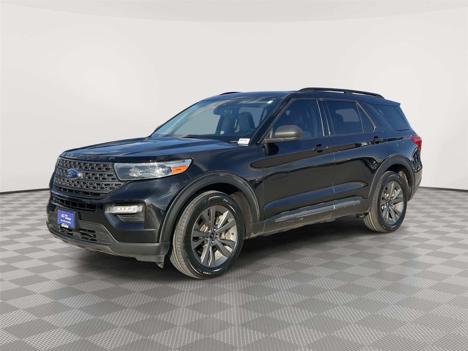 Vehicle photo 1