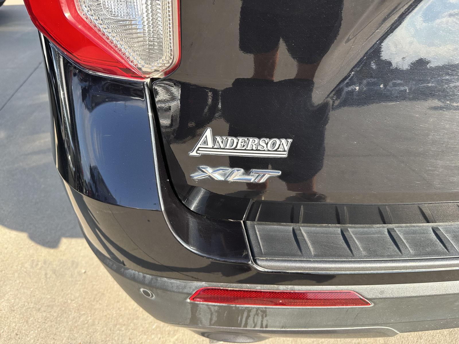 Vehicle photo 40