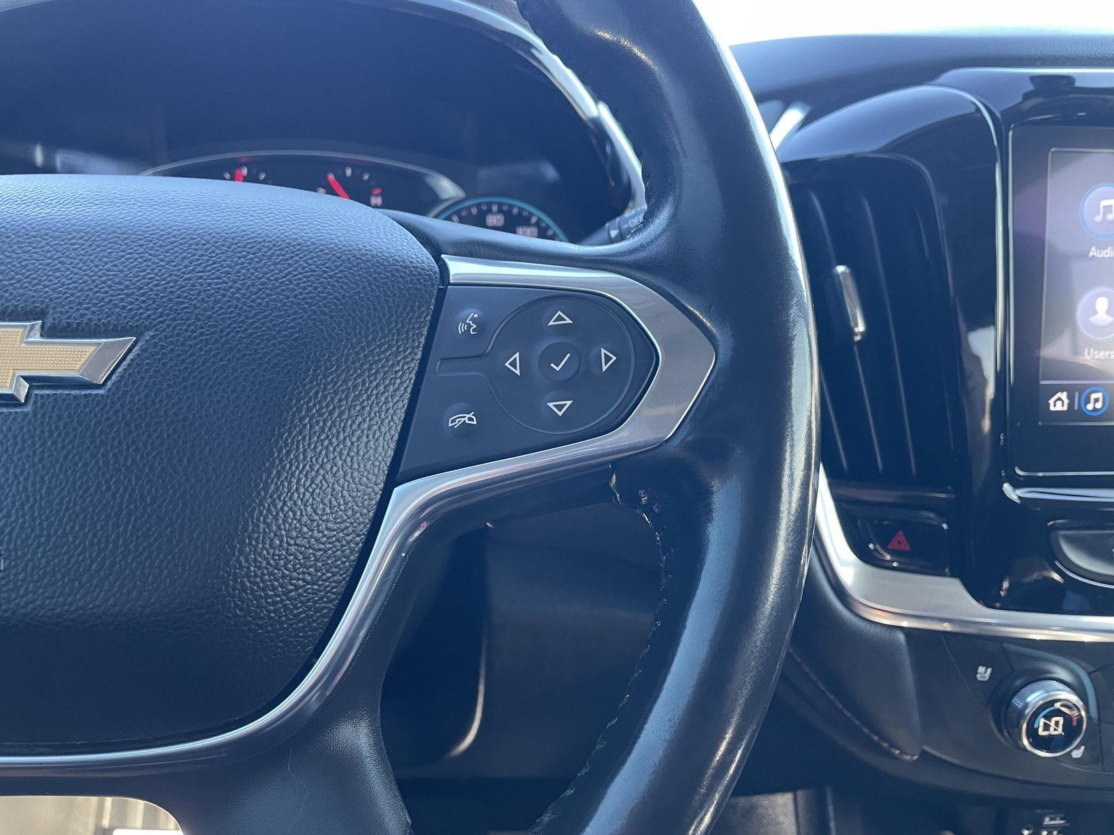 Vehicle photo 14