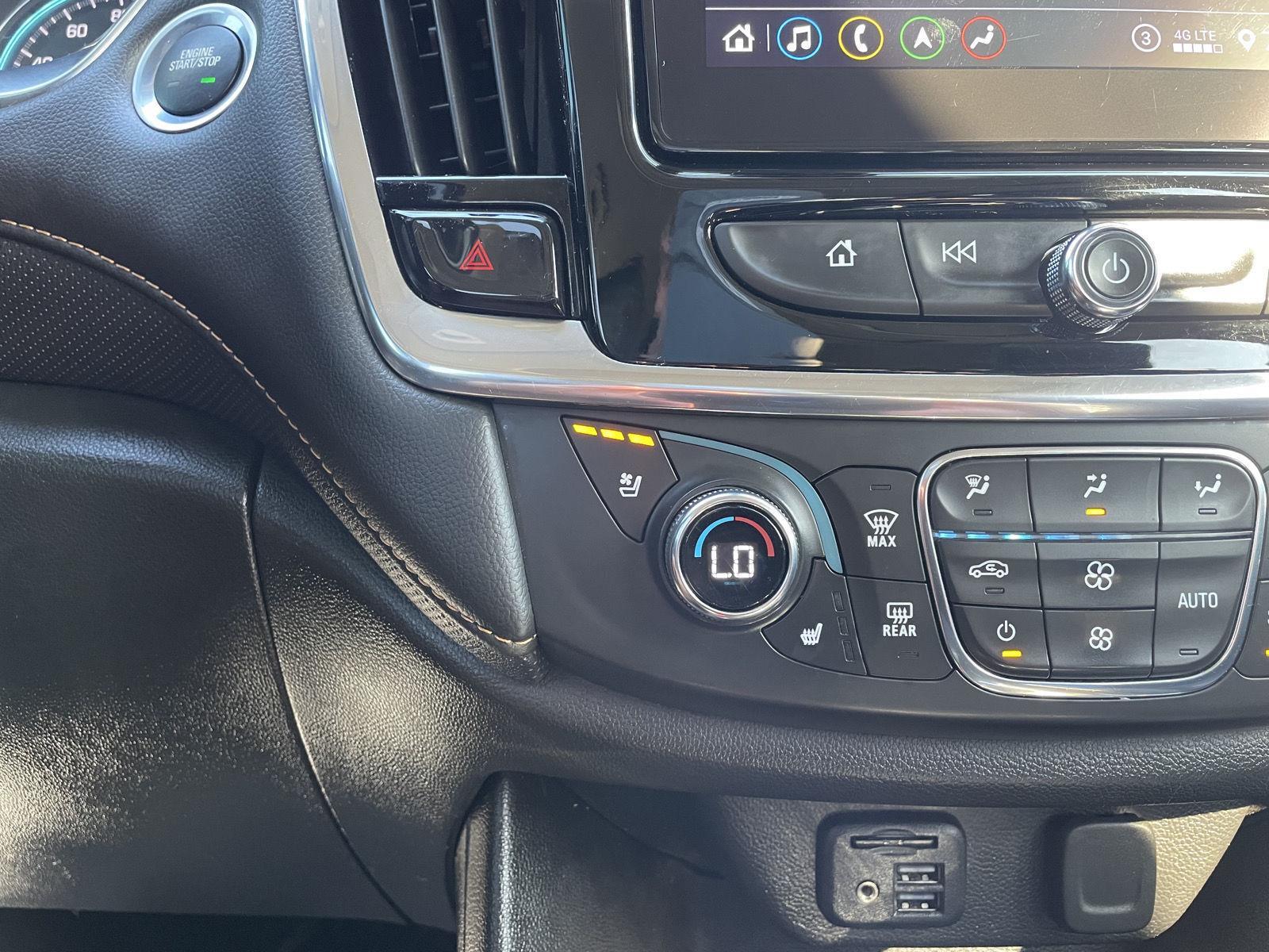 Vehicle photo 32