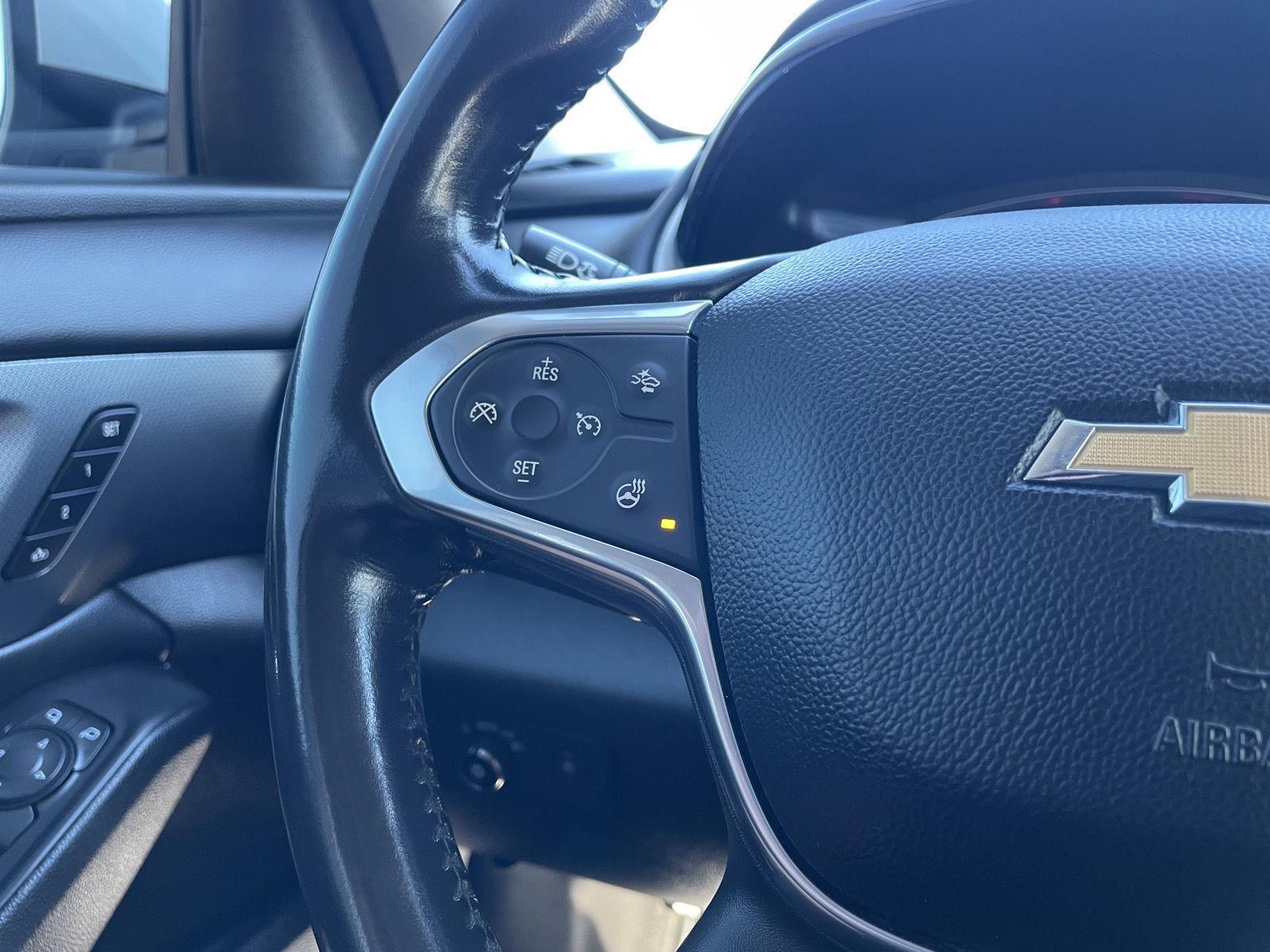 Vehicle photo 34