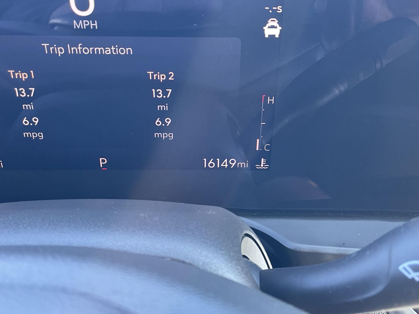 Vehicle photo 3