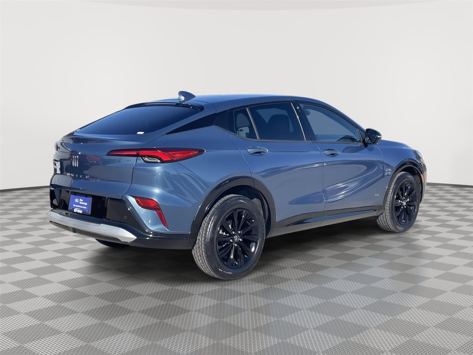 Vehicle photo 7