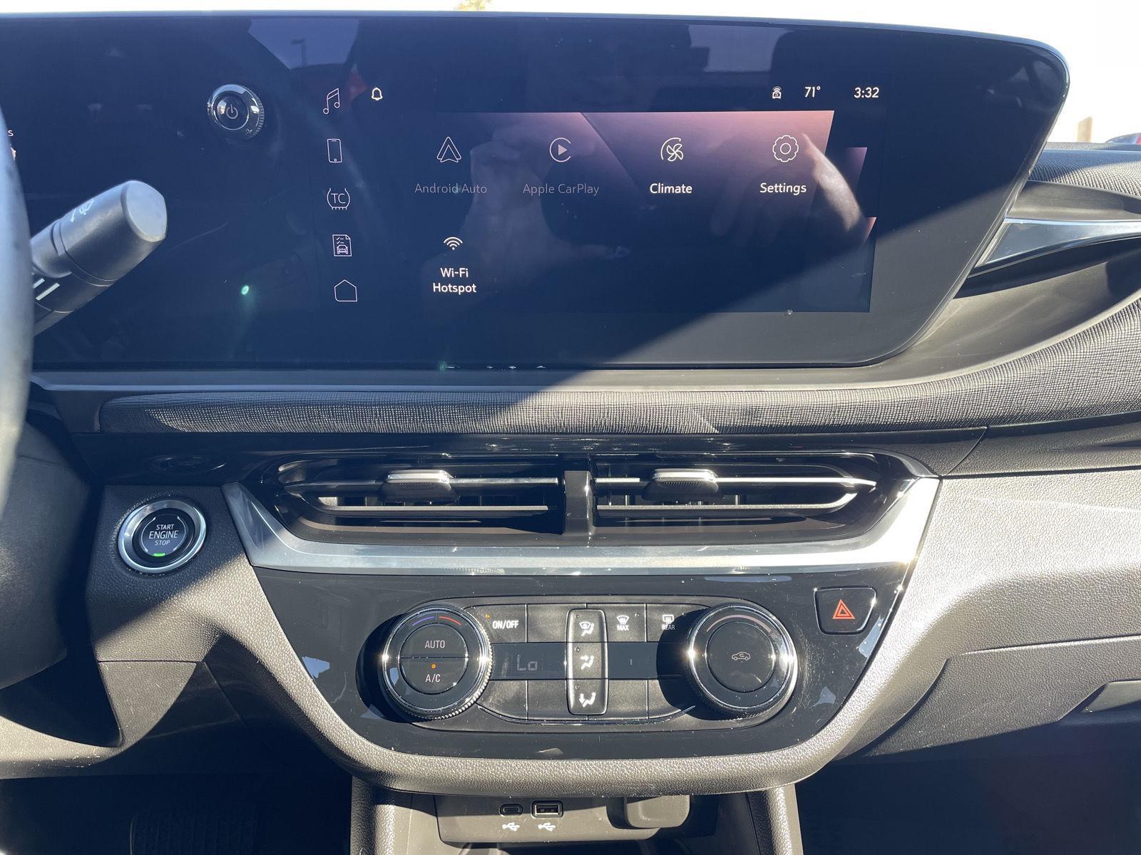 Vehicle photo 22