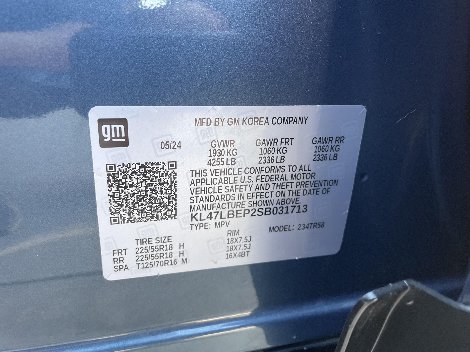 Vehicle photo 30
