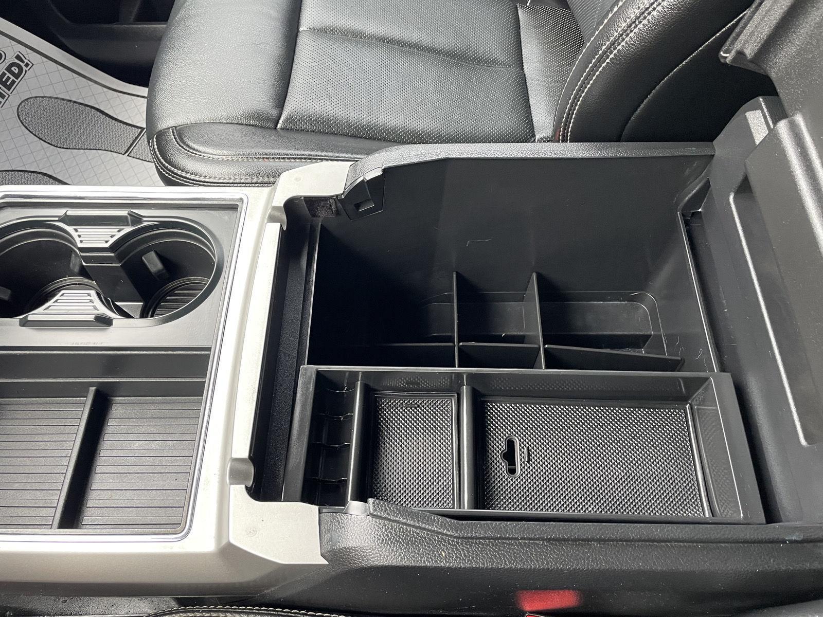 Vehicle photo 37