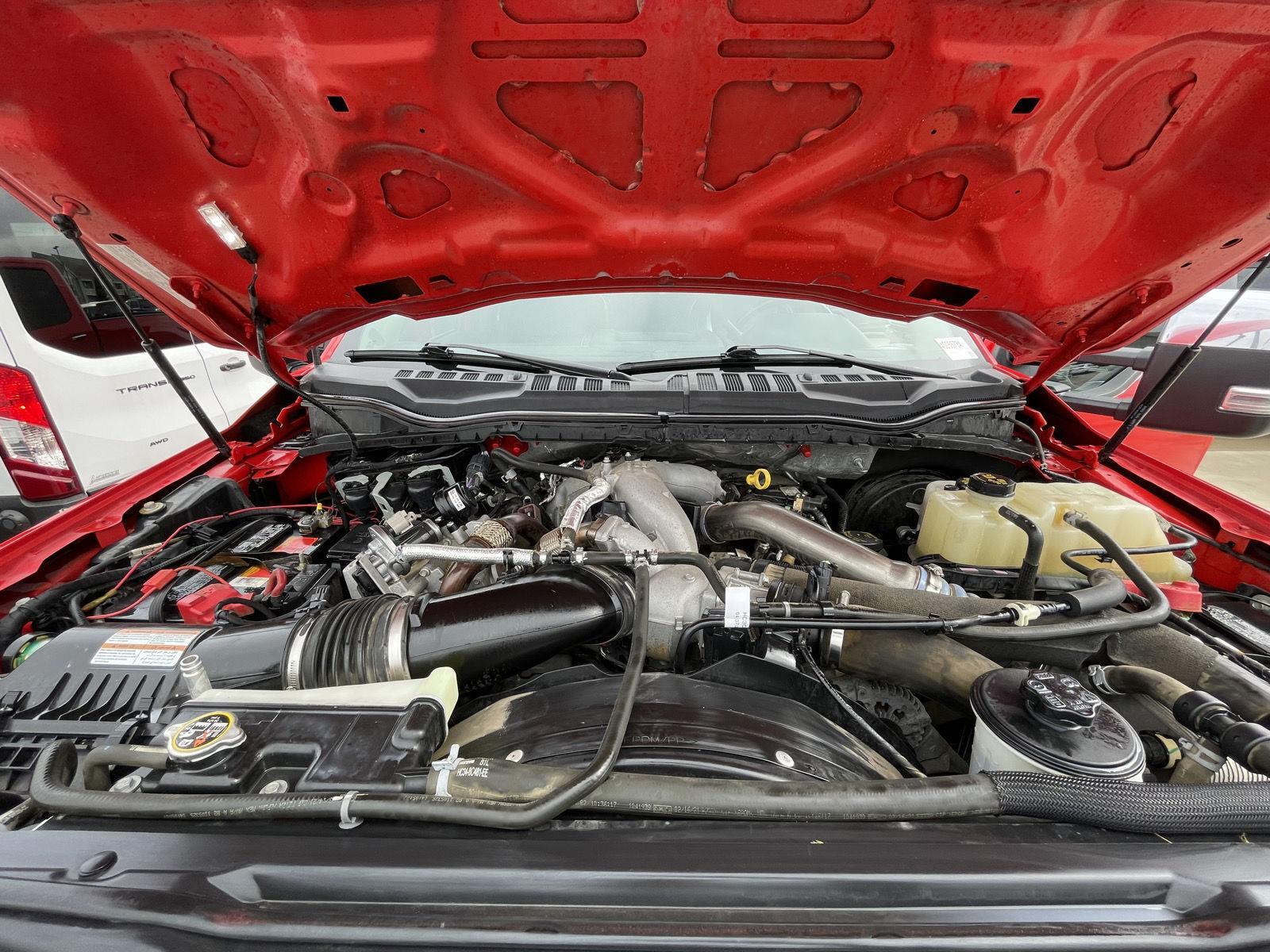 Vehicle photo 40