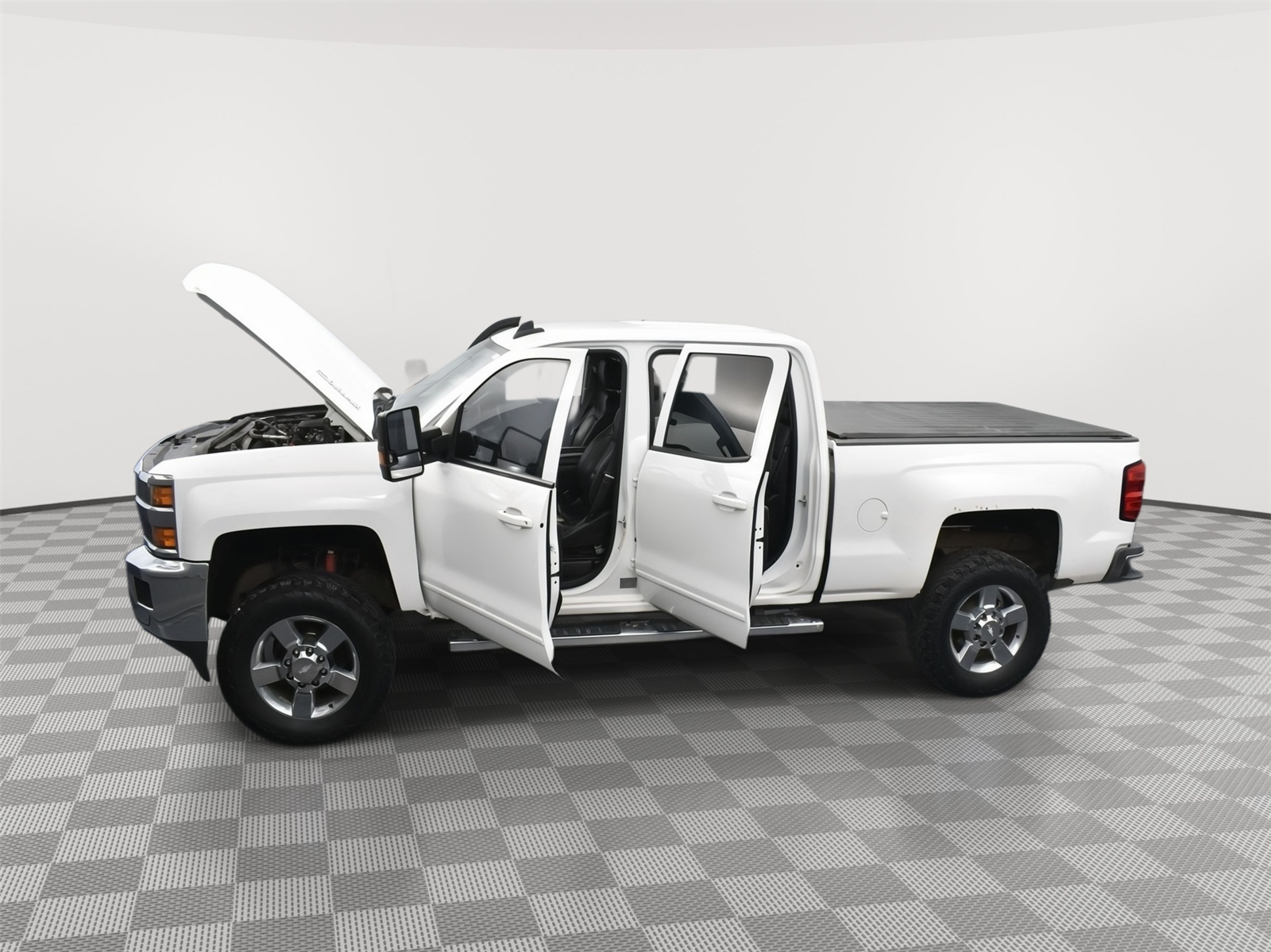 Used 2015 Chevrolet Silverado 2500HD LT Crew Cab Truck for sale in Grand Island NE