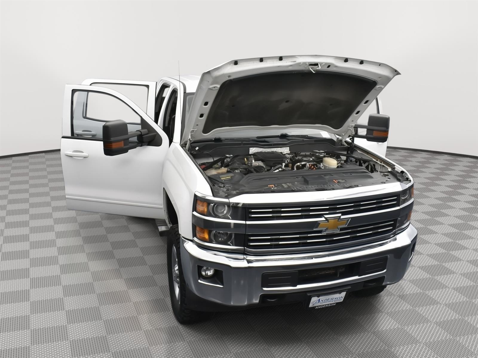 Used 2015 Chevrolet Silverado 2500HD LT Crew Cab Truck for sale in Grand Island NE