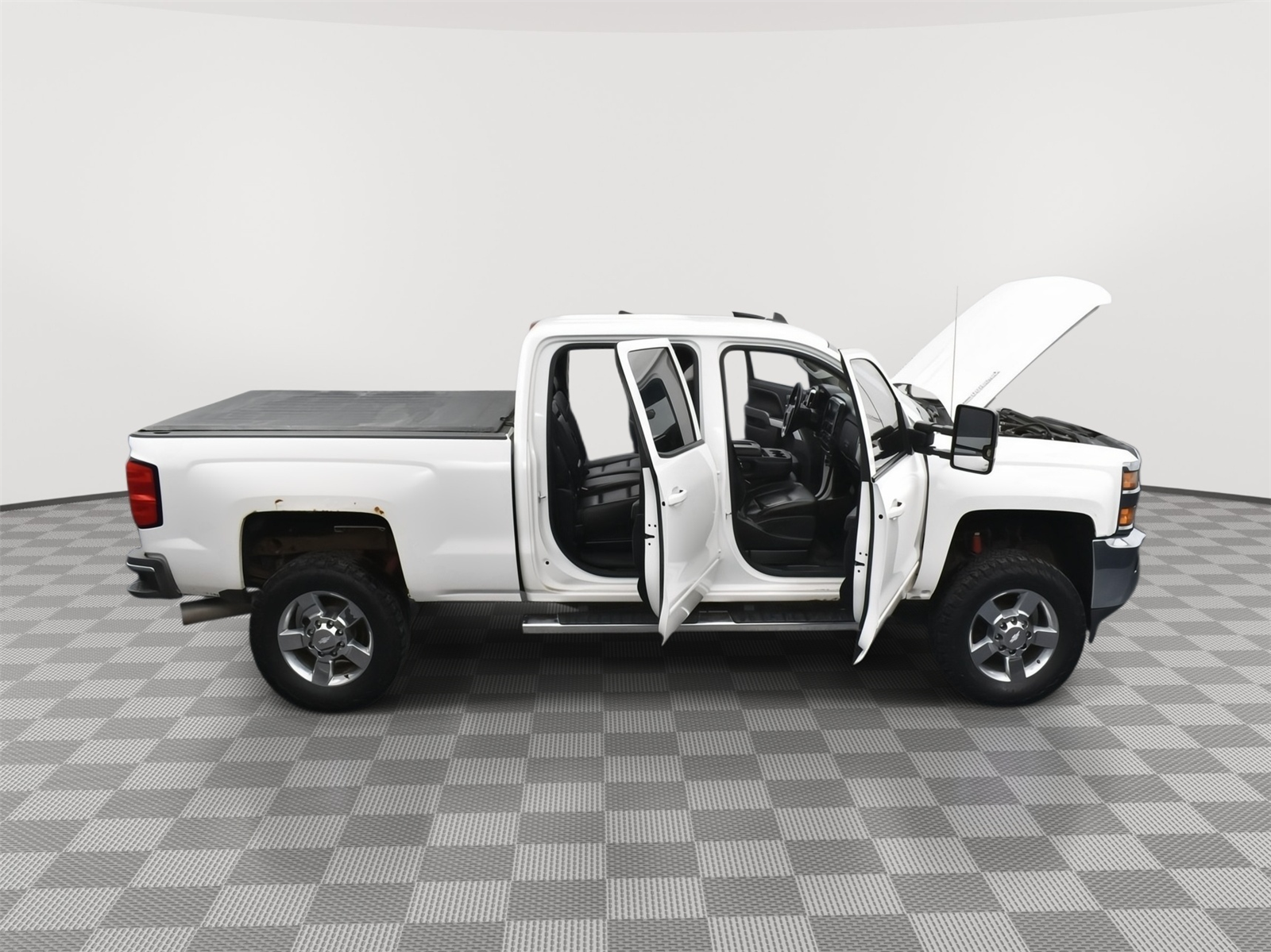 Used 2015 Chevrolet Silverado 2500HD LT Crew Cab Truck for sale in Grand Island NE