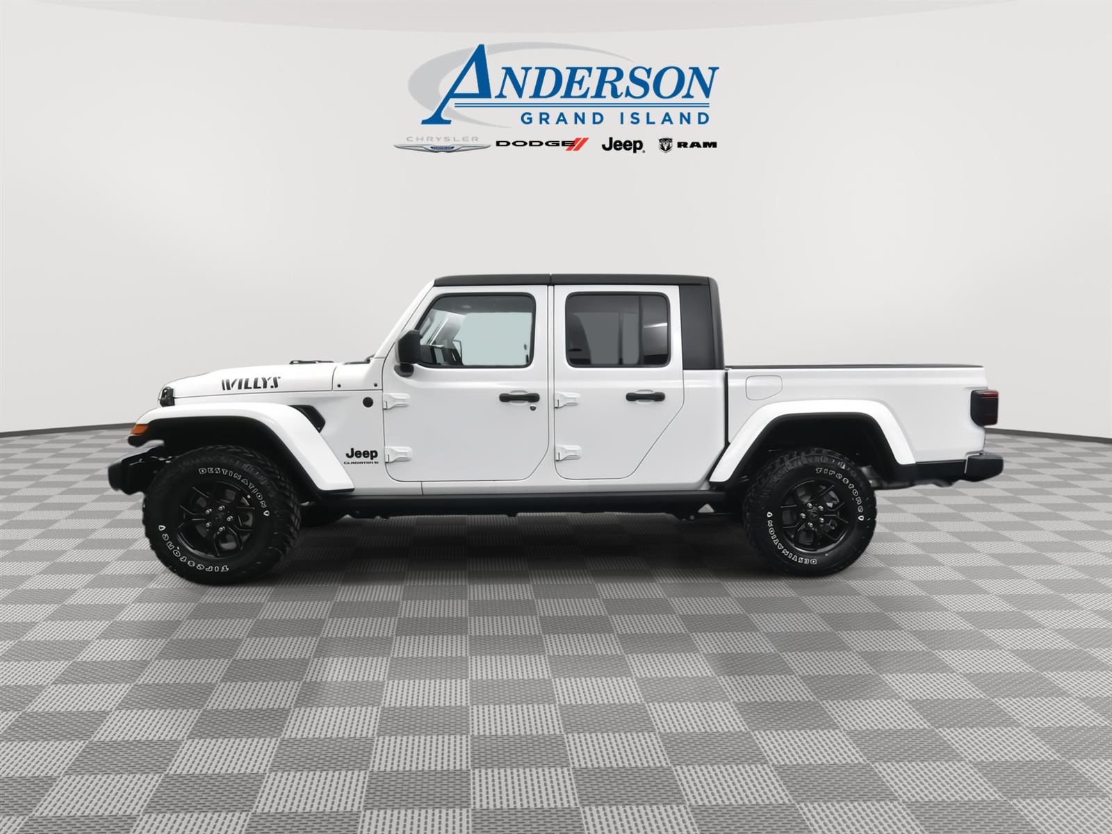 New 2025 Jeep Gladiator Willys Crew Cab Truck for sale in Grand Island NE