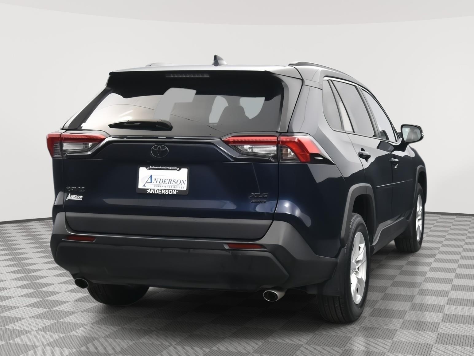 Used 2020 Toyota RAV4 XLE SUV for sale in Grand Island NE