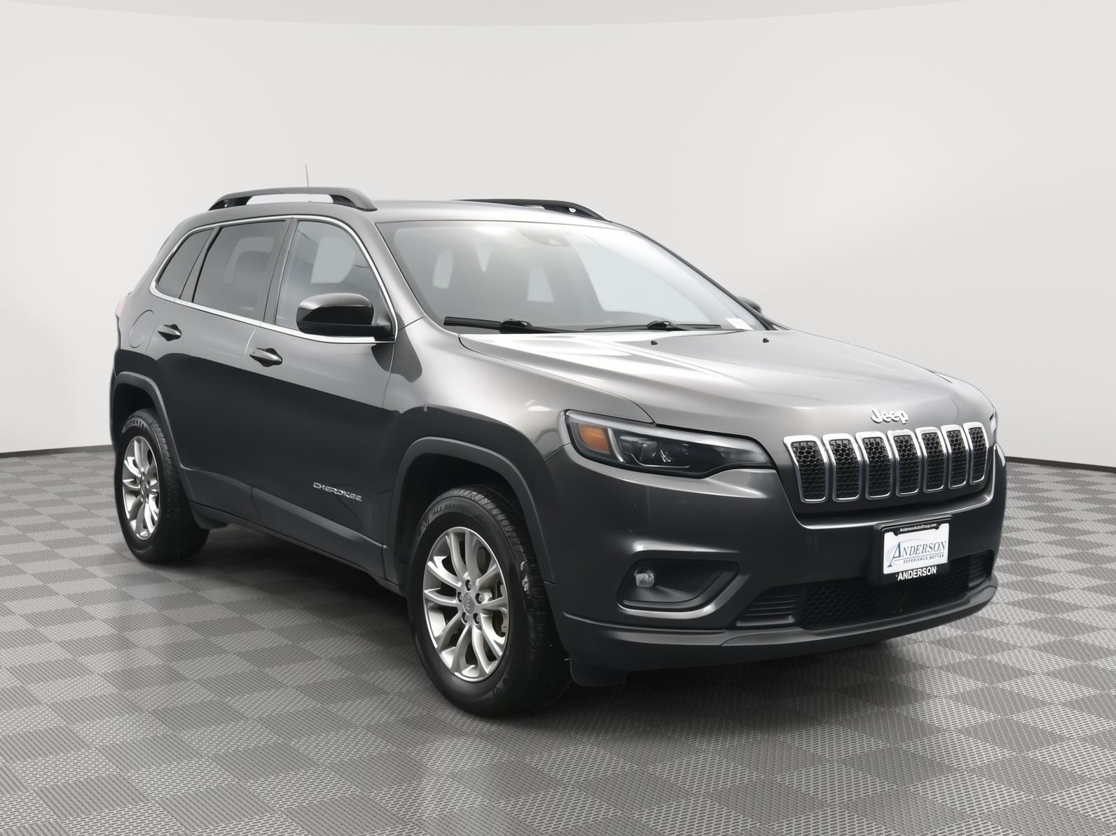 Used 2022 Jeep Cherokee Latitude Lux SUV for sale in Grand Island NE