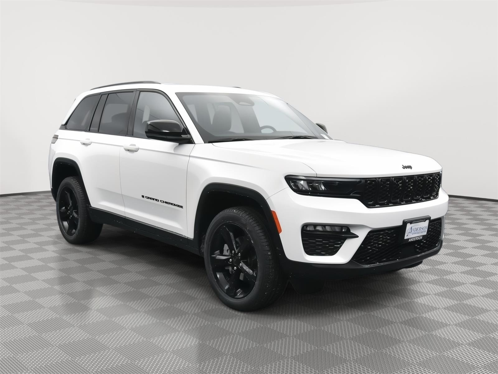New 2025 Jeep Grand Cherokee Limited SUV/Crossover for sale in Grand Island NE