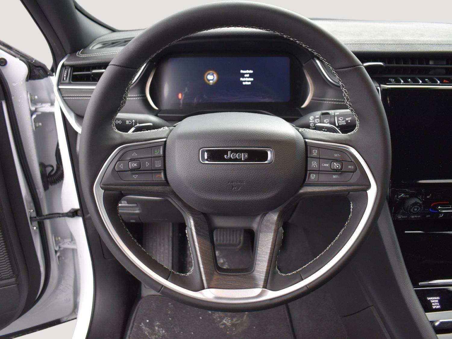 New 2025 Jeep Grand Cherokee Limited SUV/Crossover for sale in Grand Island NE