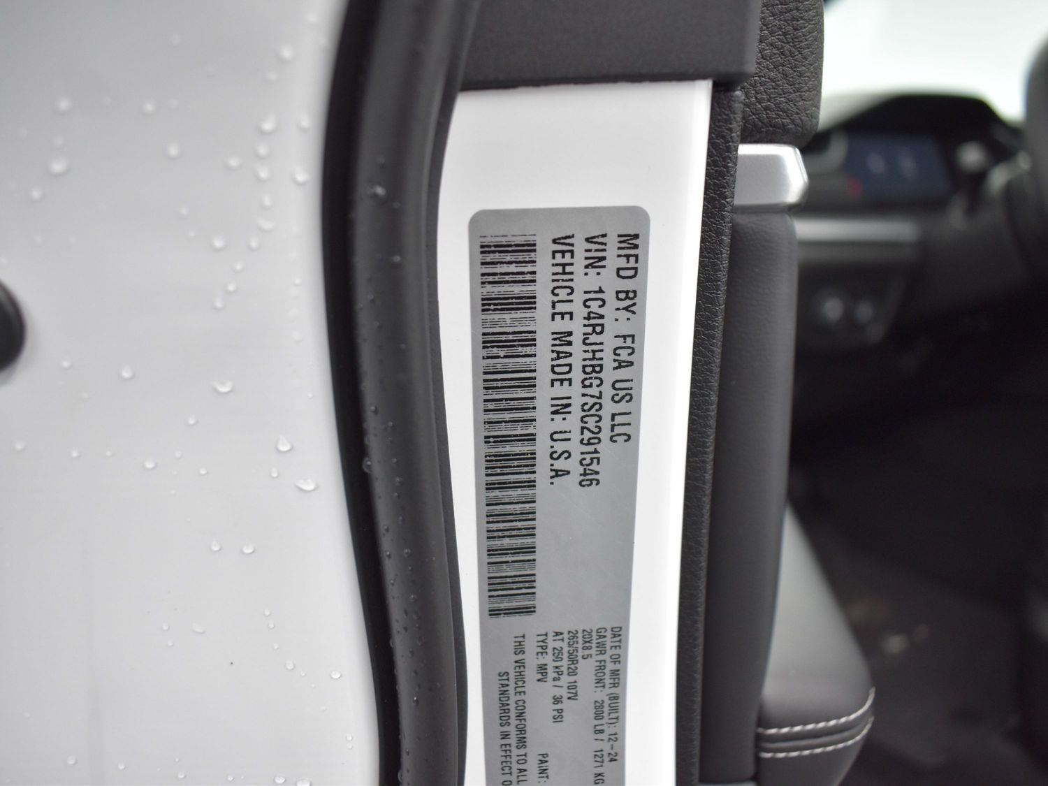 New 2025 Jeep Grand Cherokee Limited SUV/Crossover for sale in Grand Island NE